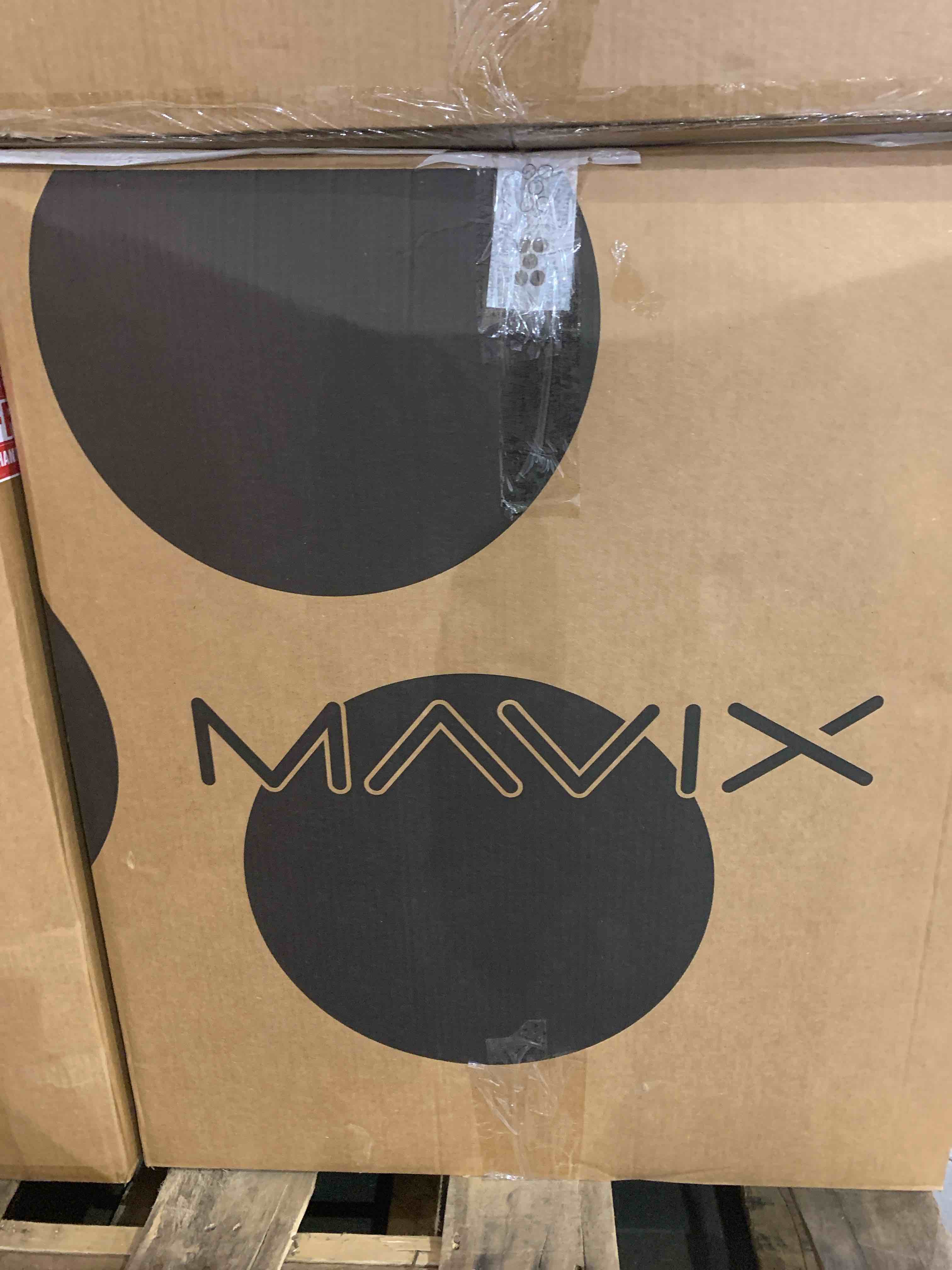 MR-9 computer or gaming chair 