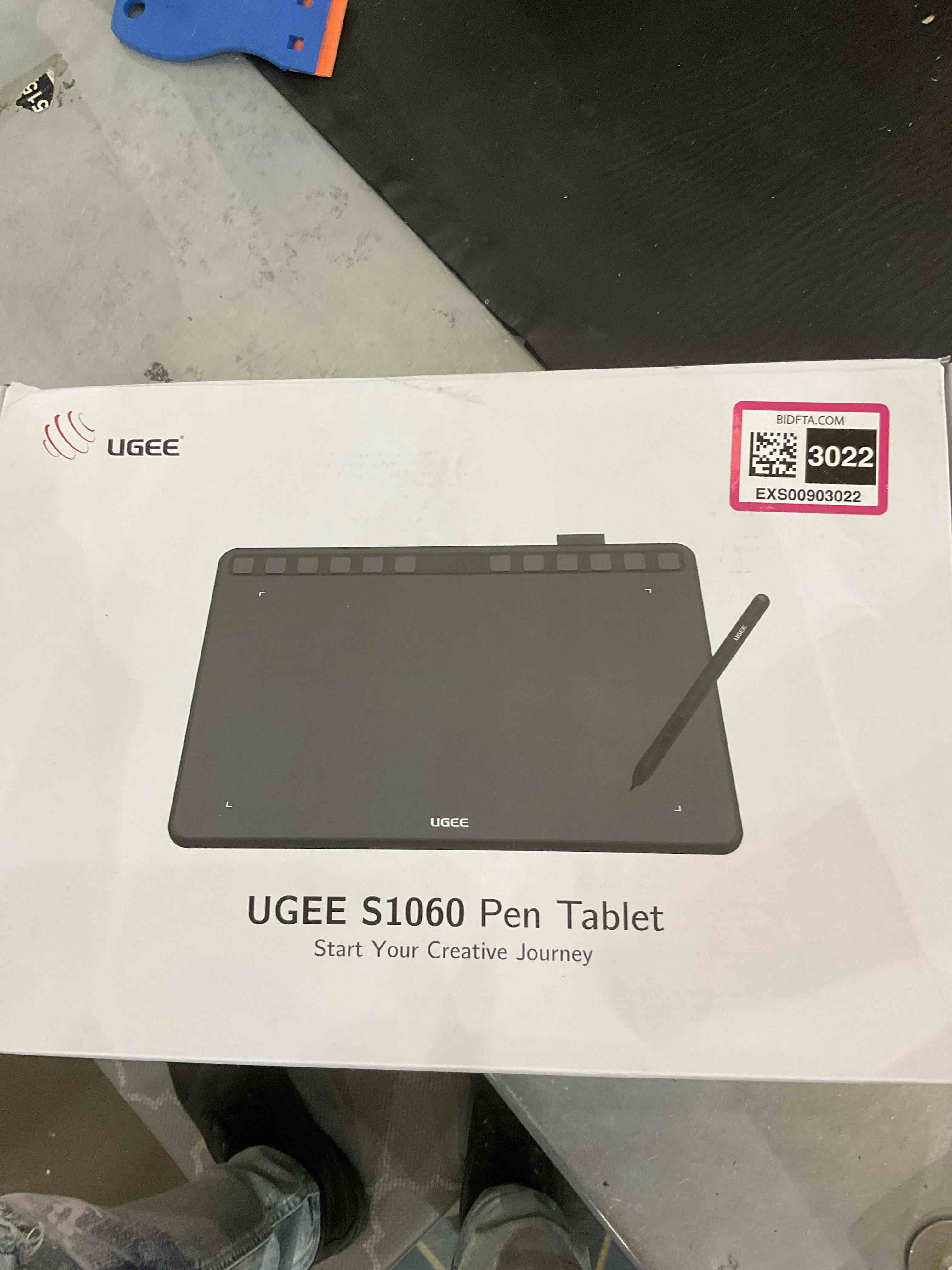 https://s3.amazonaws.com/lotting-images-prod/bidfta/EXS00903022_1700066571388.jpeg