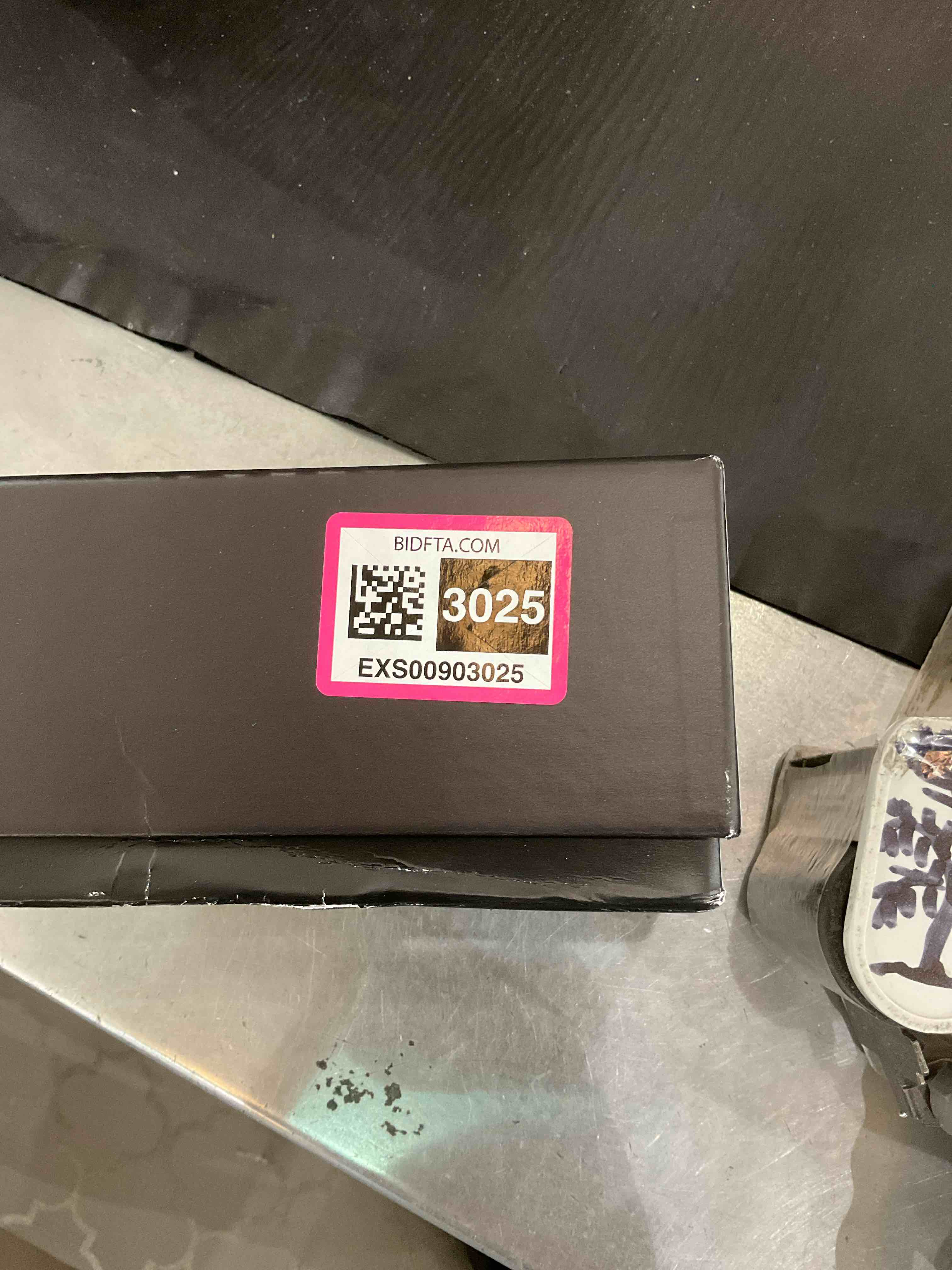 https://s3.amazonaws.com/lotting-images-prod/bidfta/EXS00903025_1700066808865.jpeg