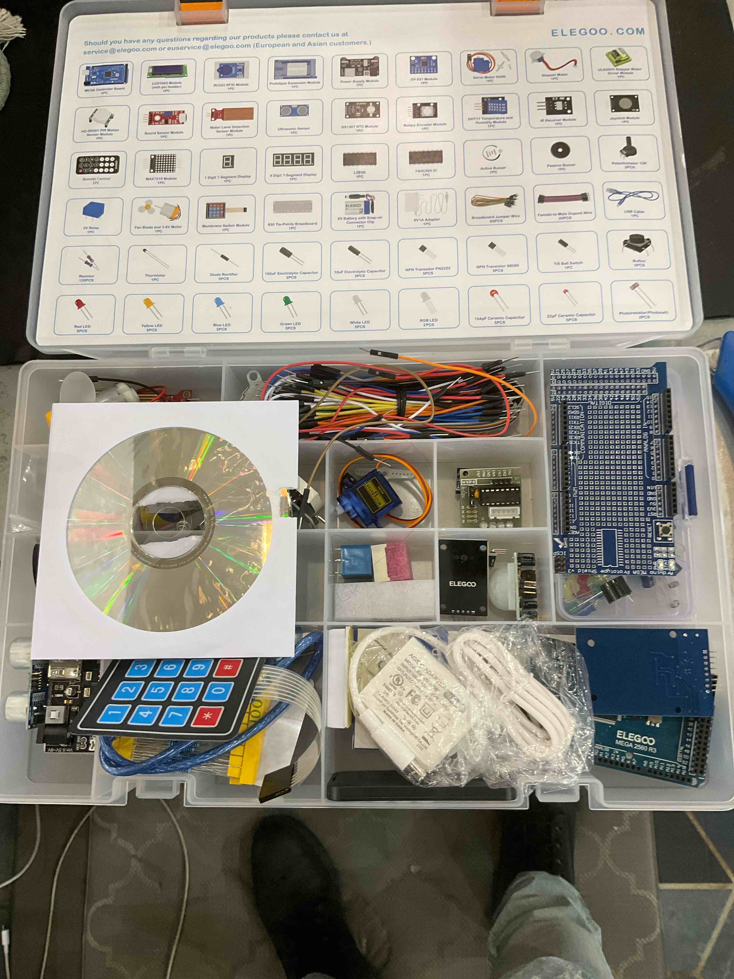 https://s3.amazonaws.com/lotting-images-prod/bidfta/EXS00903039_1700071787935.jpeg