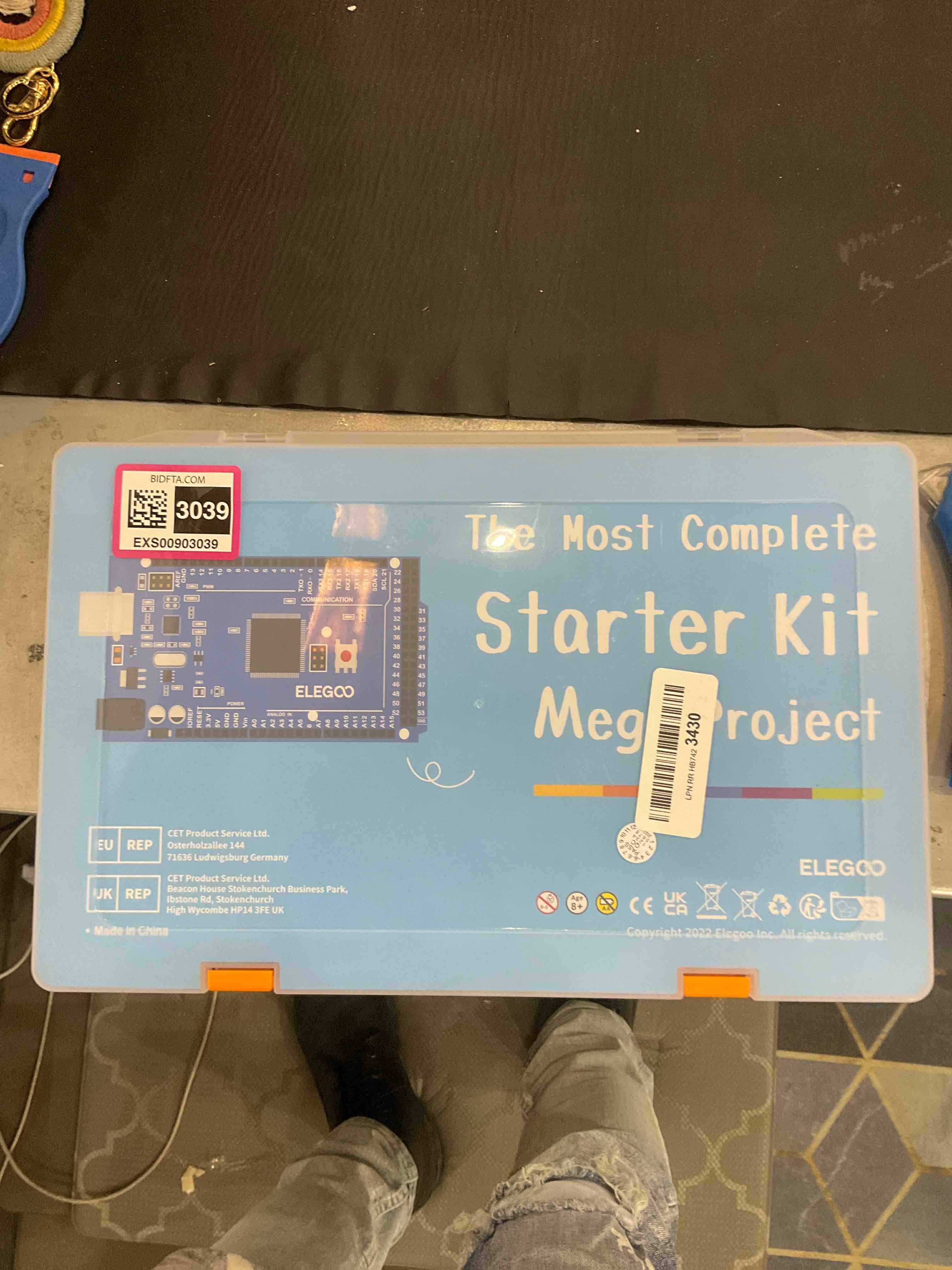 https://s3.amazonaws.com/lotting-images-prod/bidfta/EXS00903039_1700071803484.jpeg