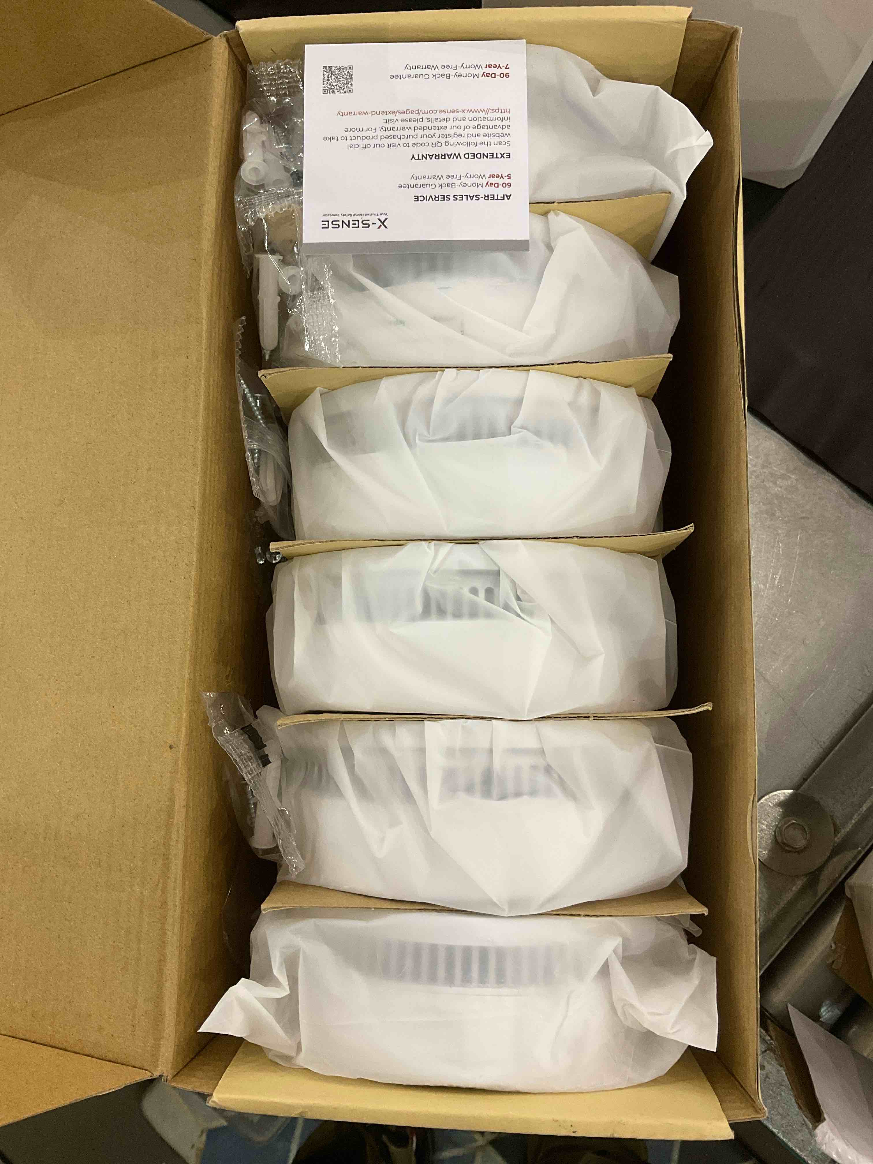 https://s3.amazonaws.com/lotting-images-prod/bidfta/EXS00903153_1700224664559.jpeg