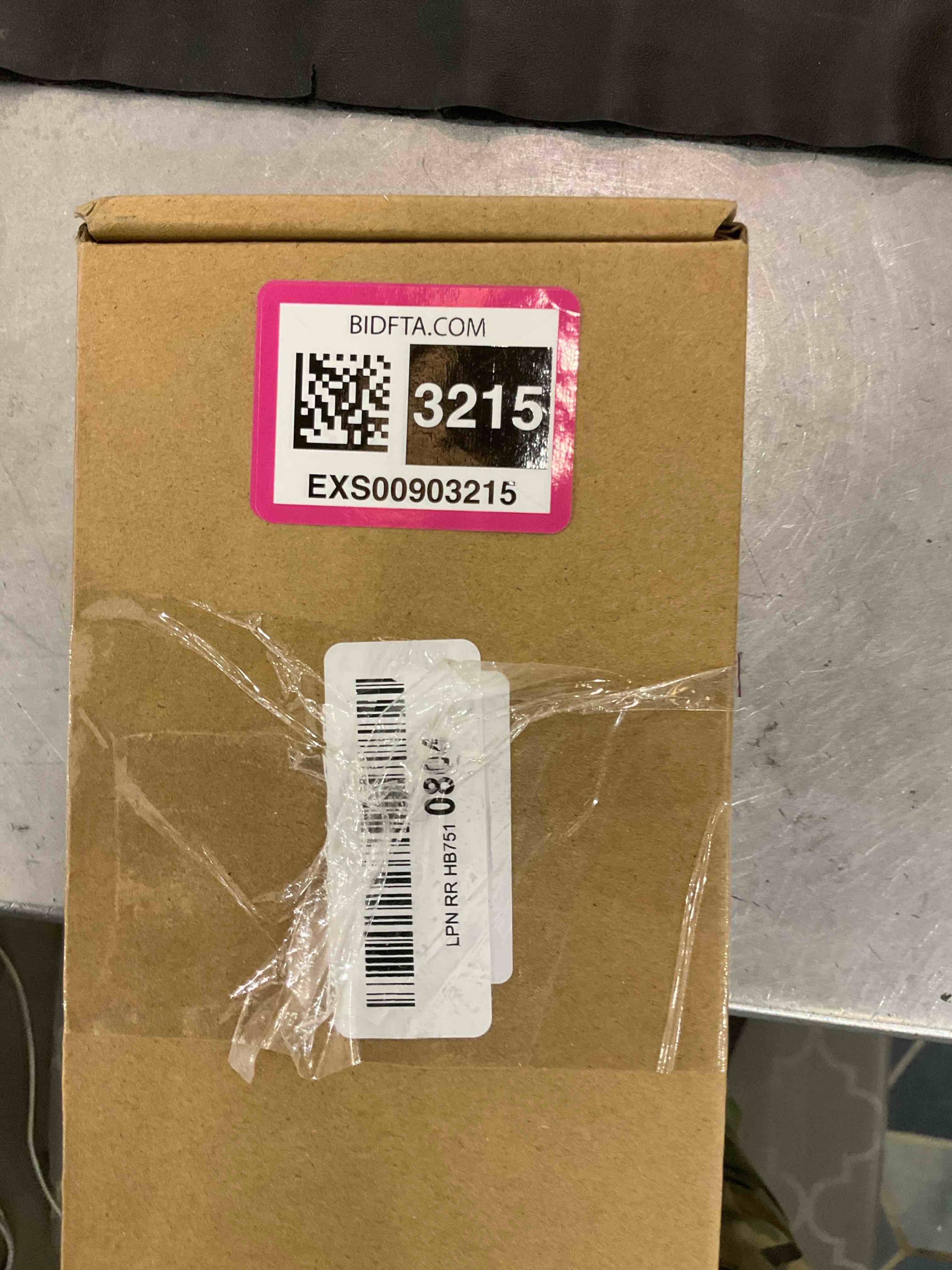 https://s3.amazonaws.com/lotting-images-prod/bidfta/EXS00903215_1700246204825.jpeg
