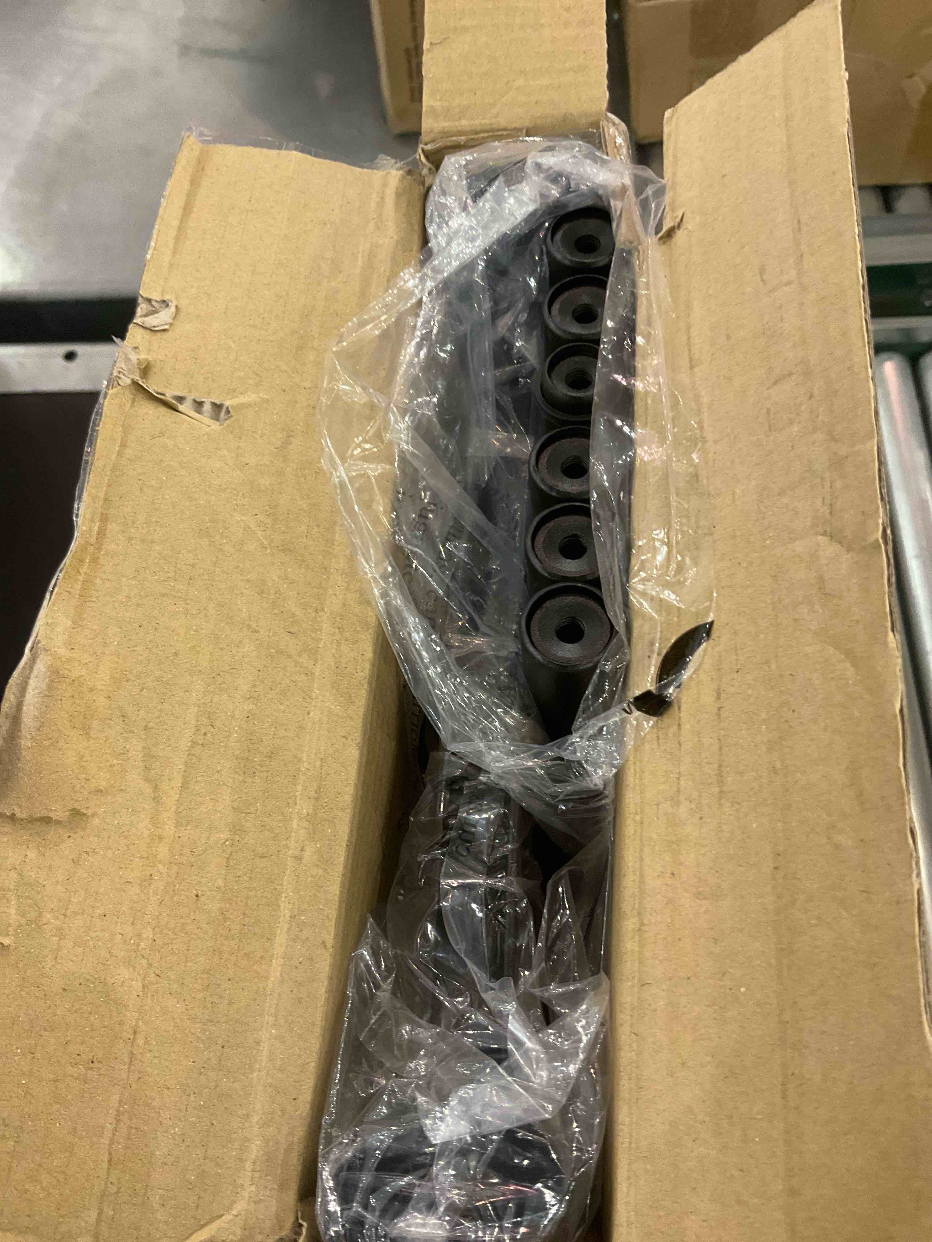 https://s3.amazonaws.com/lotting-images-prod/bidfta/EXS00903263_1700494047542.jpeg