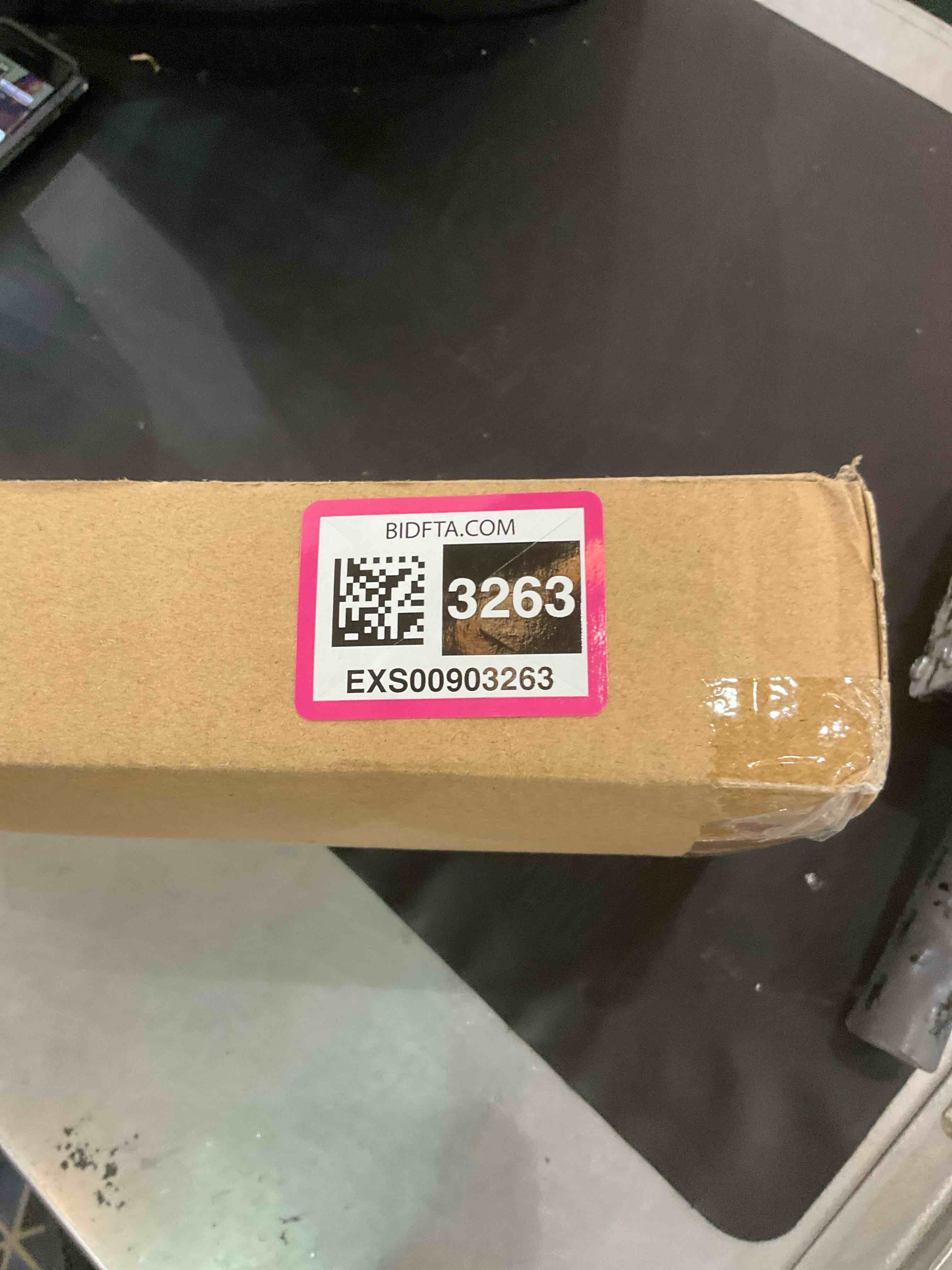 https://s3.amazonaws.com/lotting-images-prod/bidfta/EXS00903263_1700494221578.jpeg