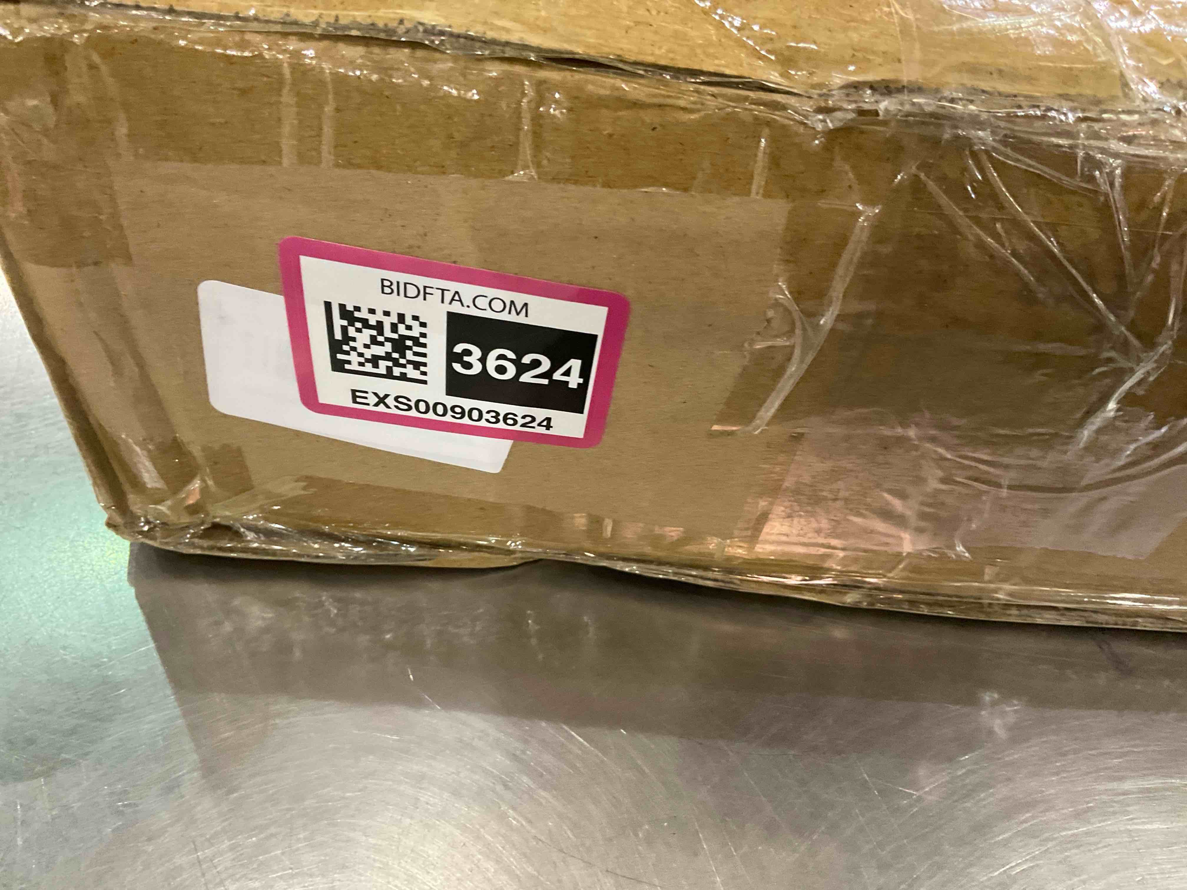 https://s3.amazonaws.com/lotting-images-prod/bidfta/EXS00903624_1699993917698.jpeg
