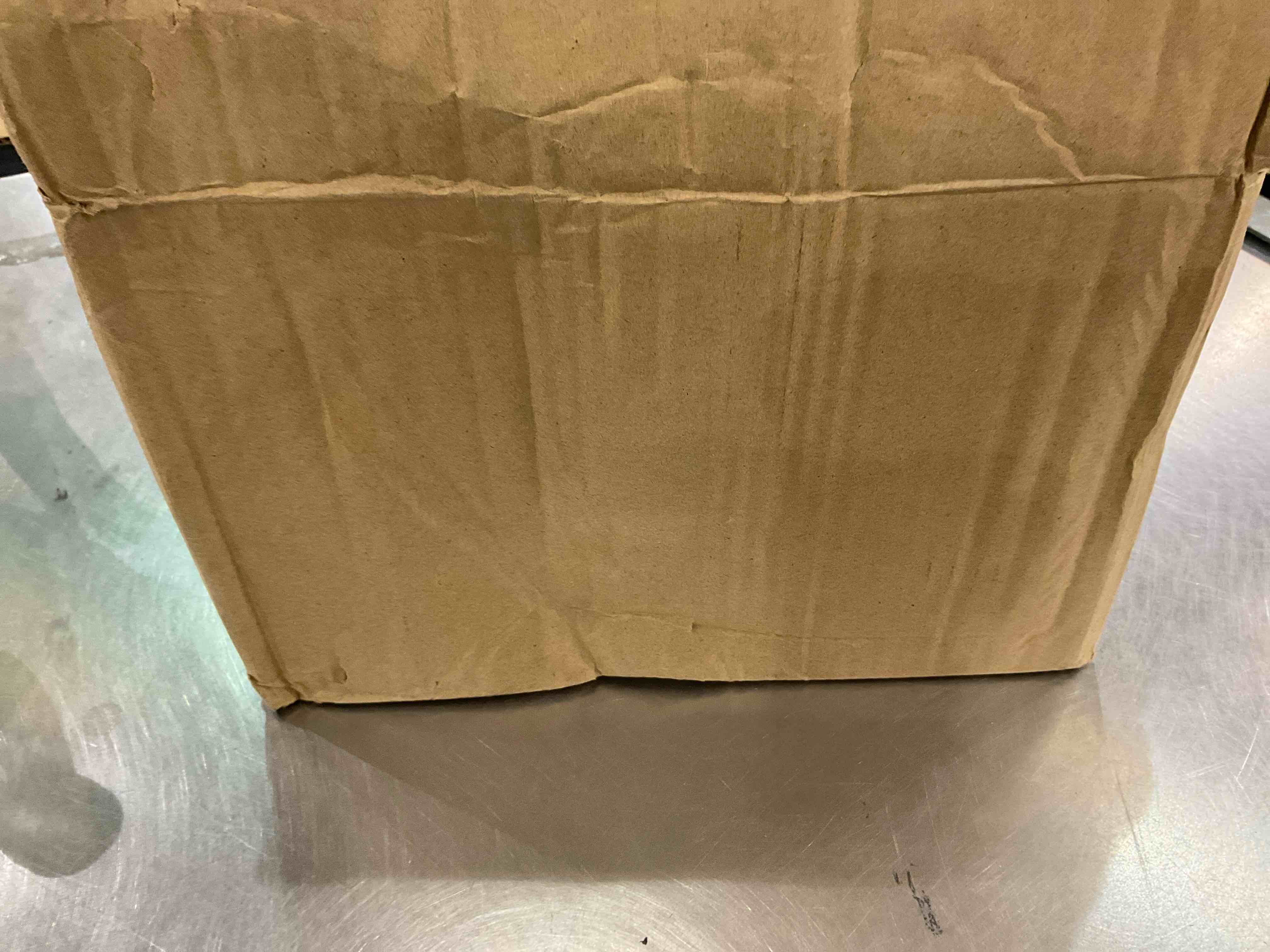 https://s3.amazonaws.com/lotting-images-prod/bidfta/EXS00903683_1700058477065.jpeg