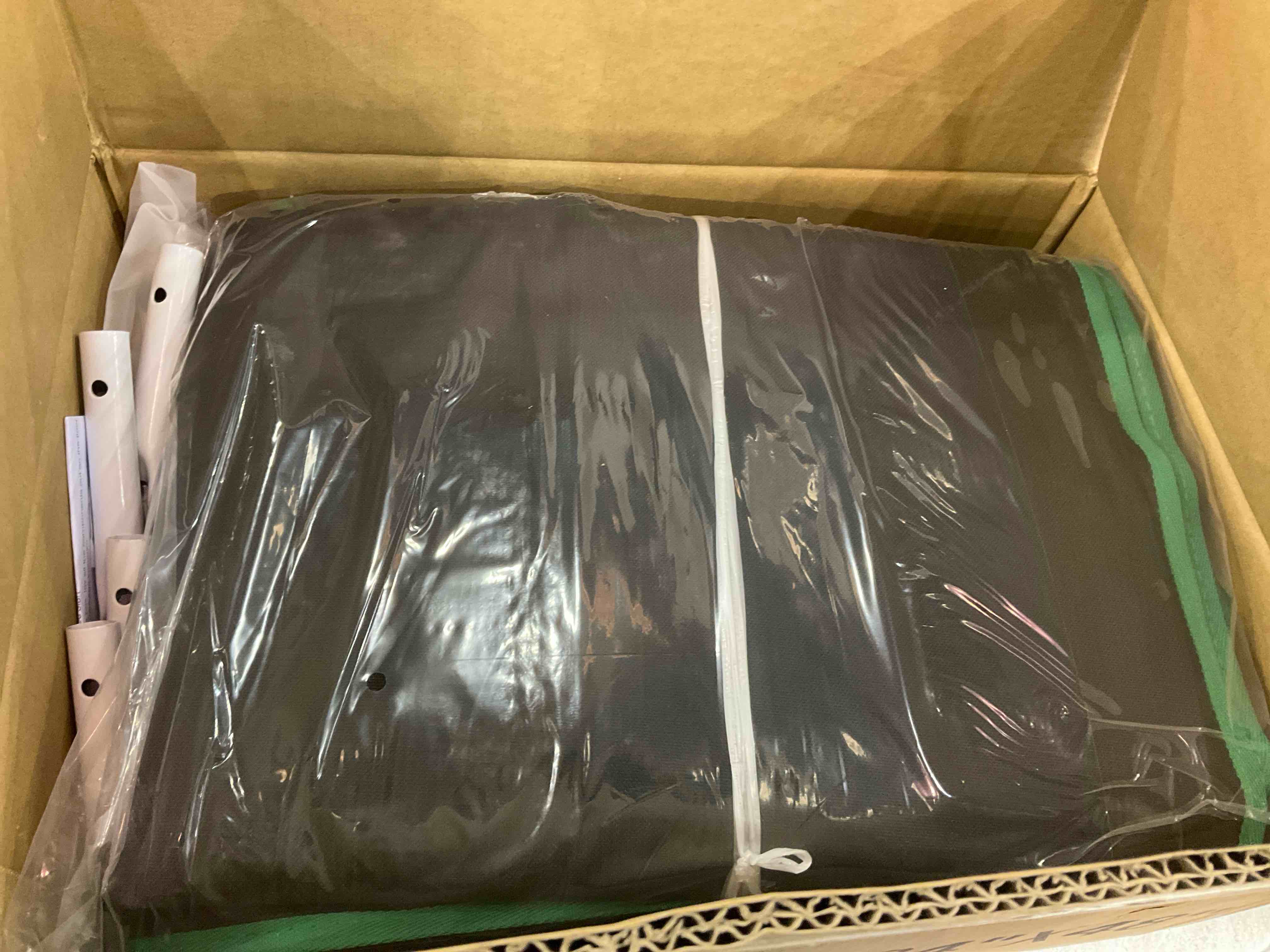 https://s3.amazonaws.com/lotting-images-prod/bidfta/EXS00903813_1700245811764.jpeg
