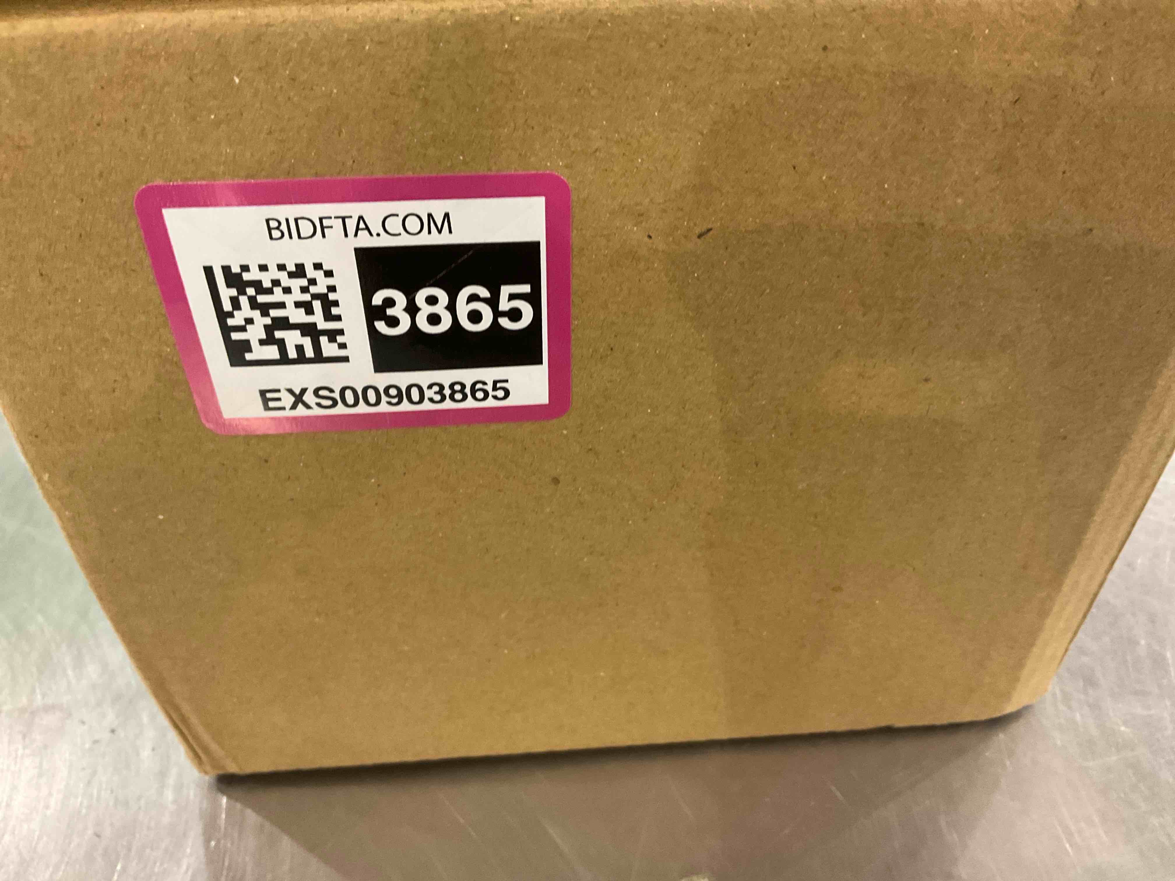 https://s3.amazonaws.com/lotting-images-prod/bidfta/EXS00903865_1700485540301.jpeg