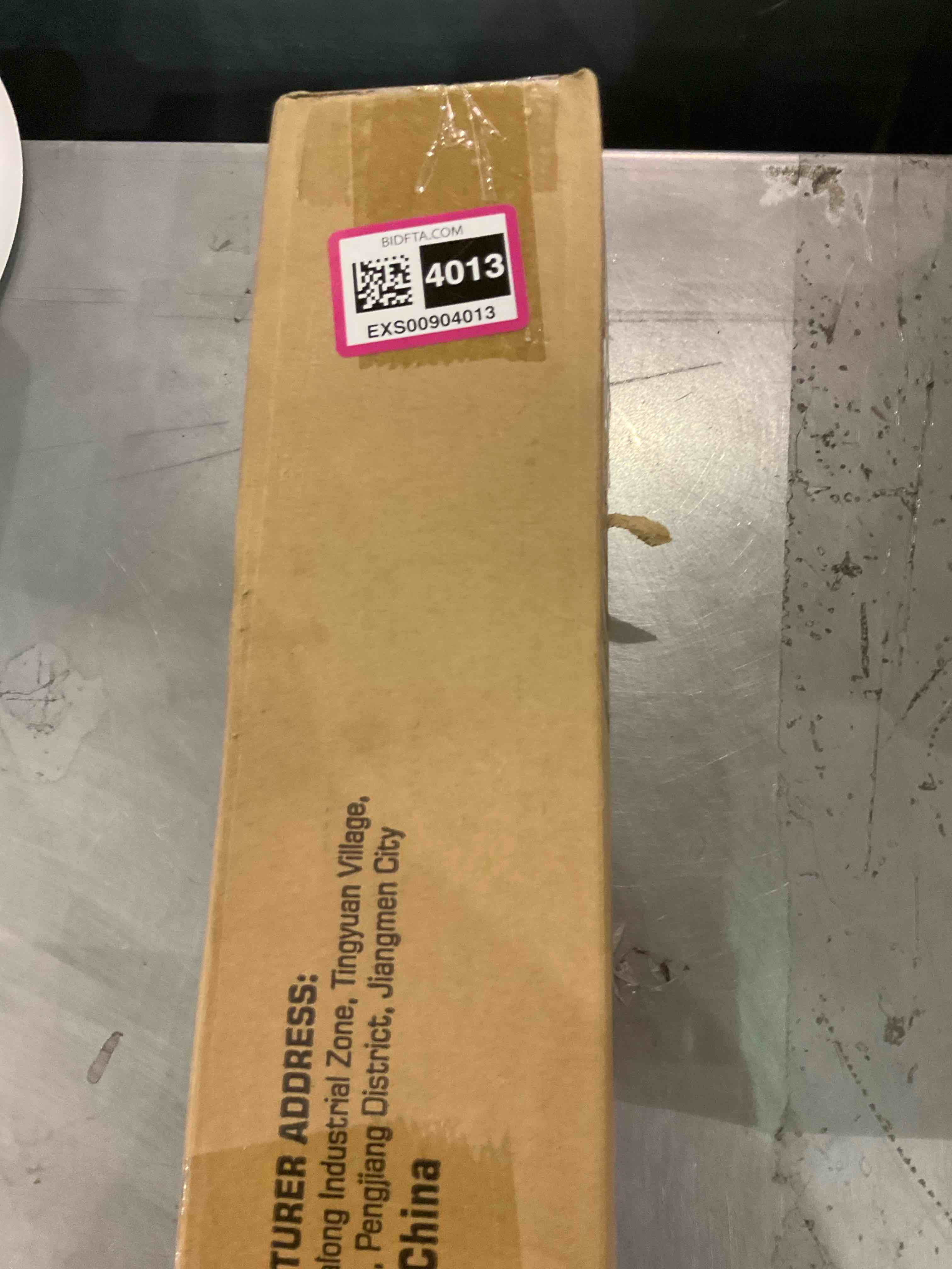 https://s3.amazonaws.com/lotting-images-prod/bidfta/EXS00904013_1699362953996.jpeg