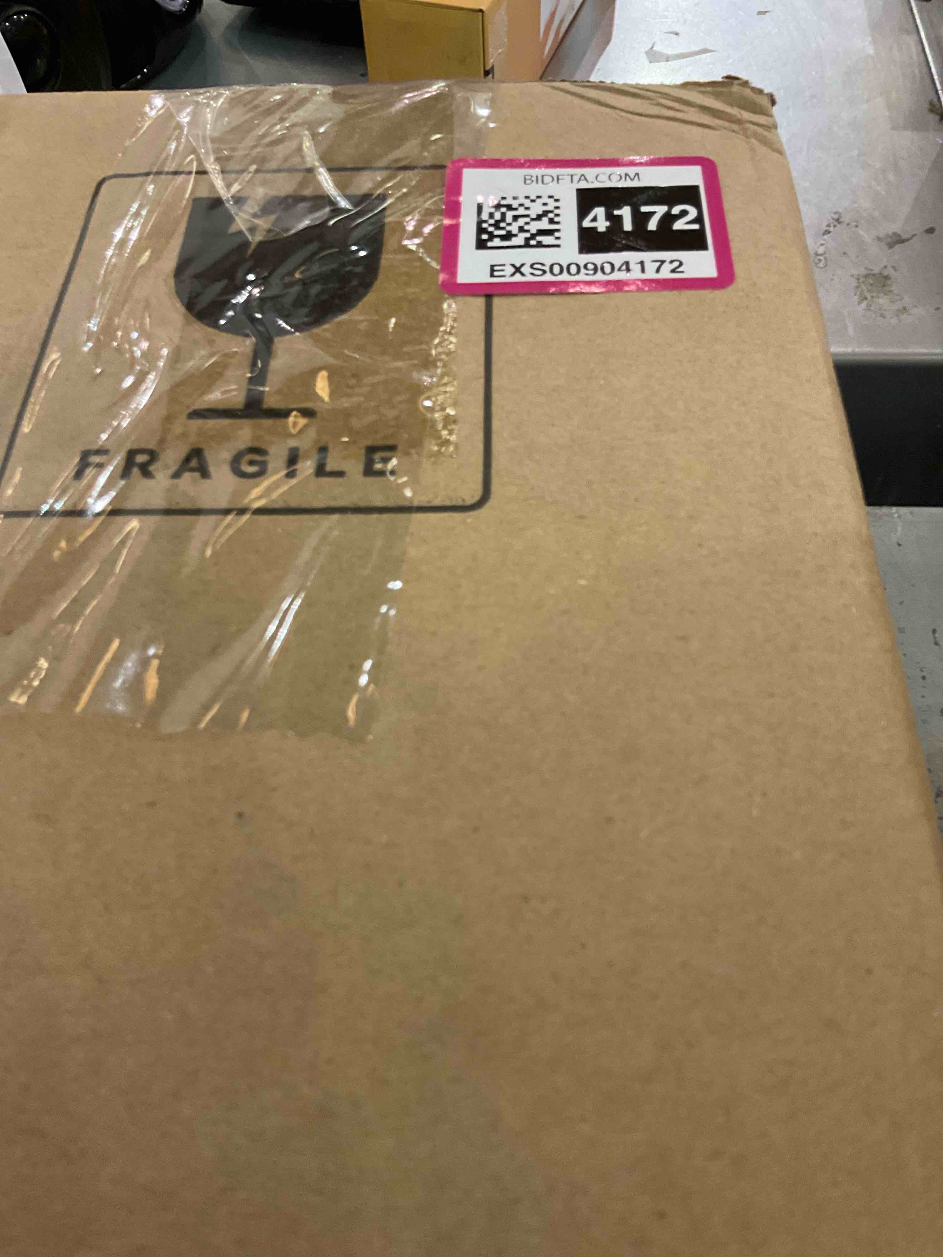 https://s3.amazonaws.com/lotting-images-prod/bidfta/EXS00904172_1699381884249.jpeg