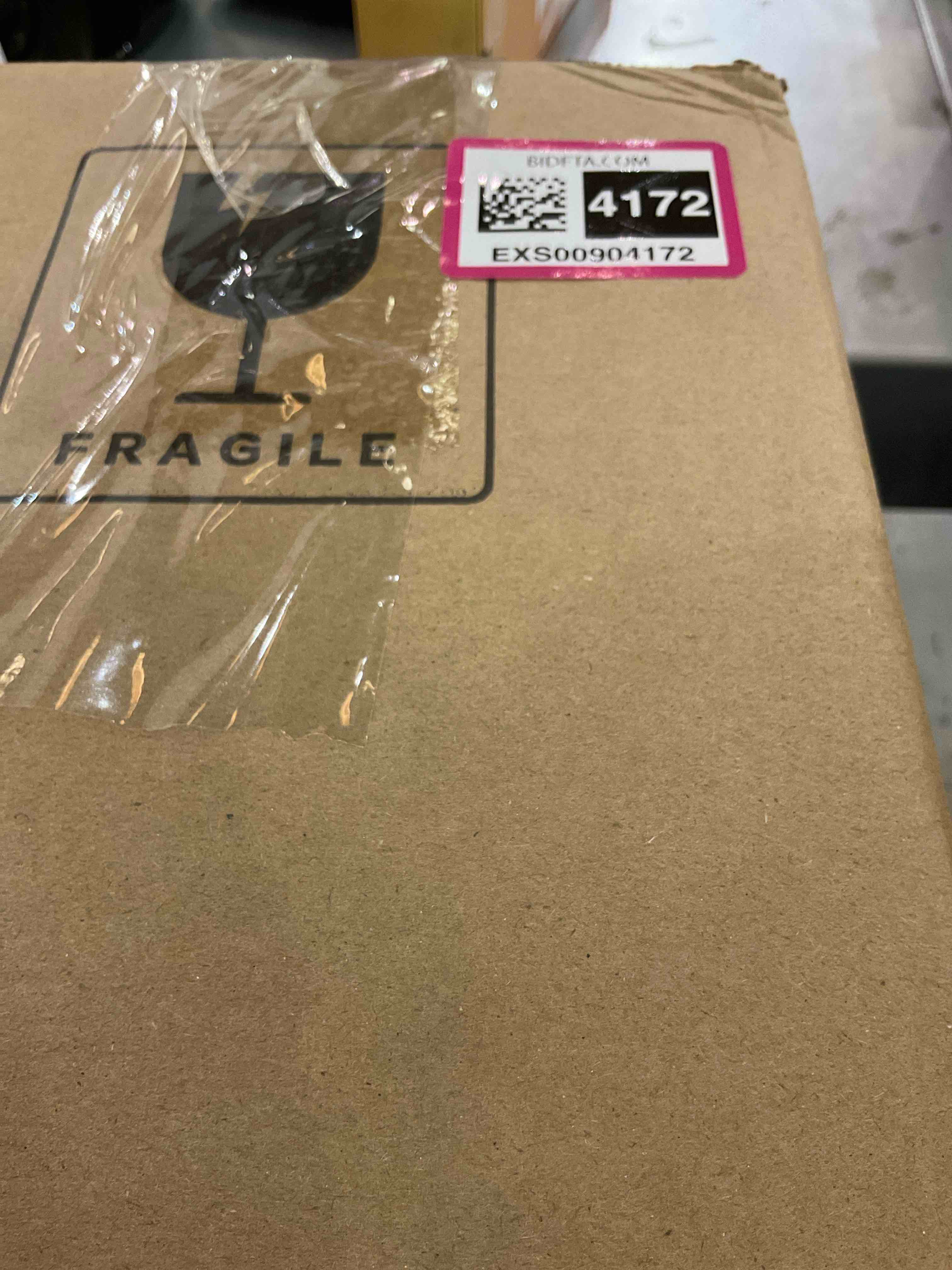 https://s3.amazonaws.com/lotting-images-prod/bidfta/EXS00904172_1699381885704.jpeg