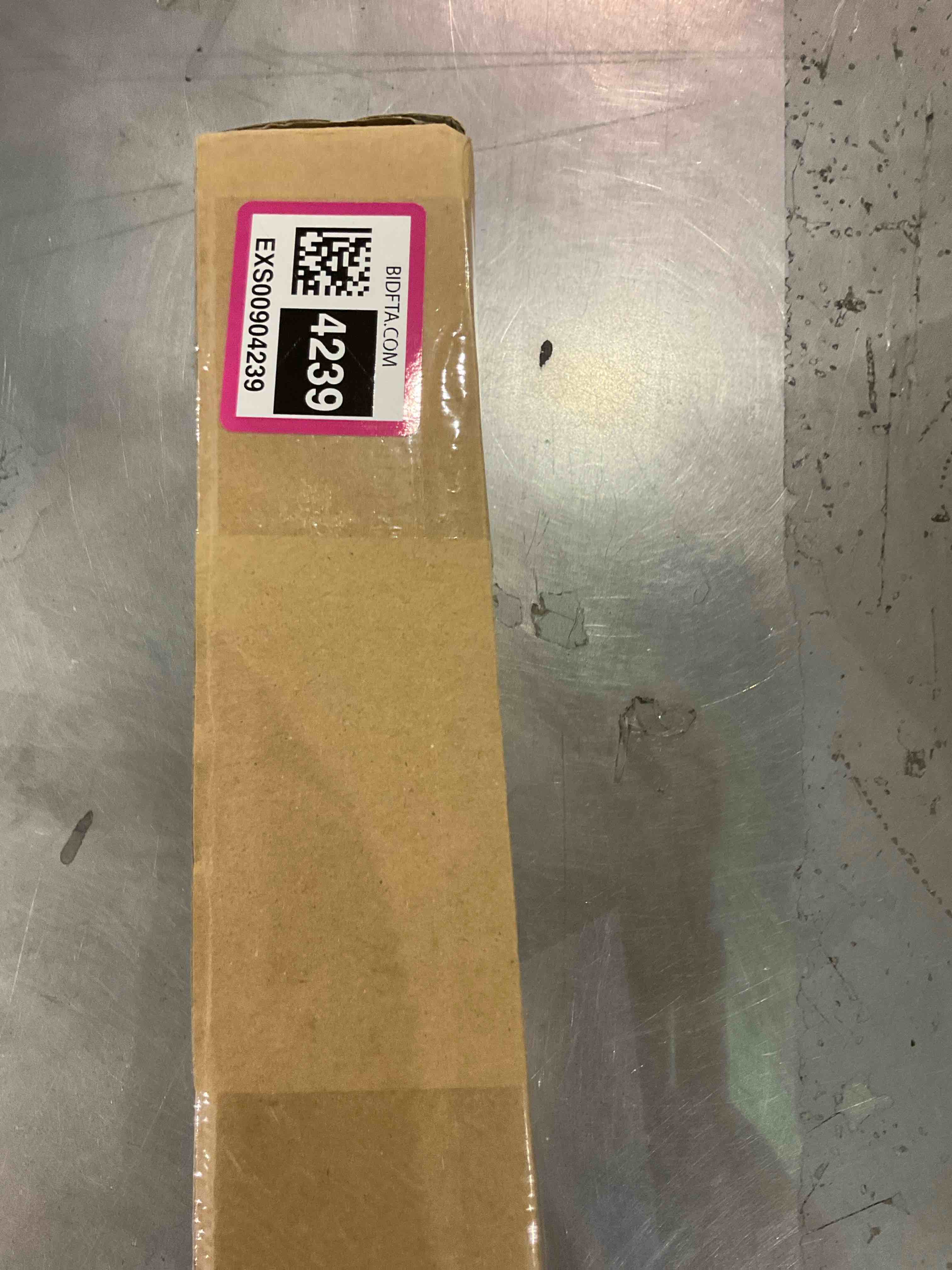 https://s3.amazonaws.com/lotting-images-prod/bidfta/EXS00904239_1699446478602.jpeg