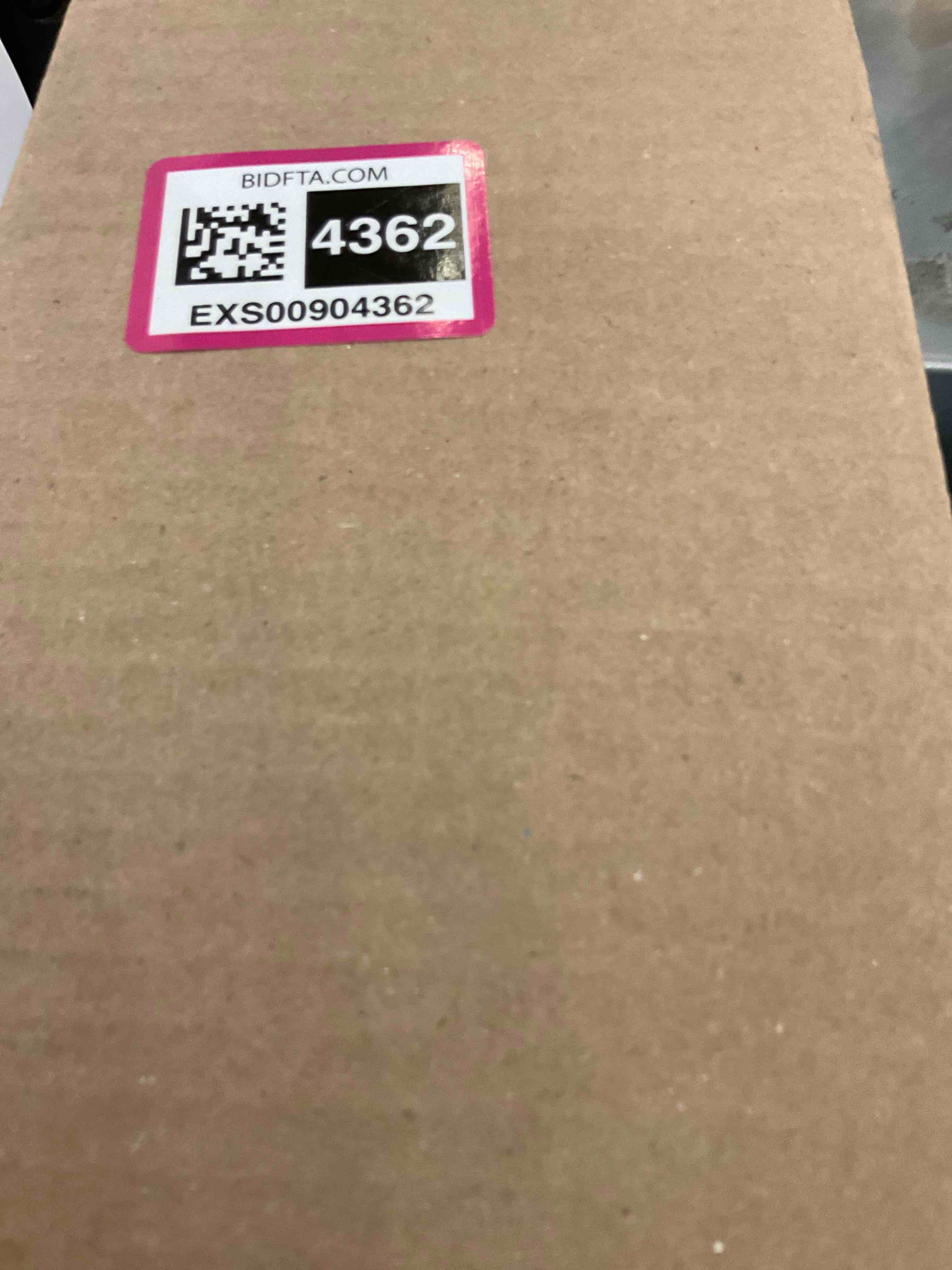 https://s3.amazonaws.com/lotting-images-prod/bidfta/EXS00904362_1699467984580.jpeg