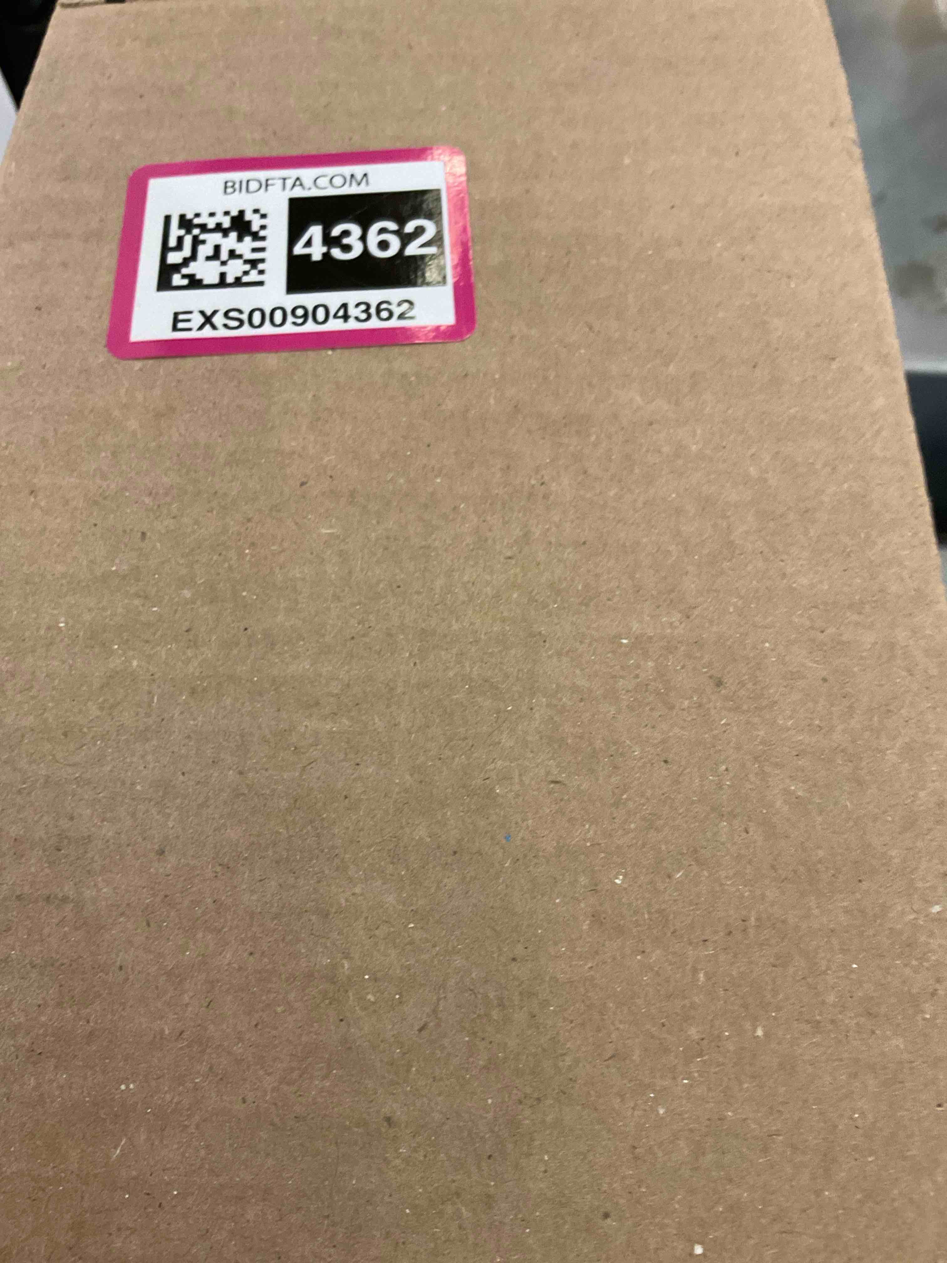 https://s3.amazonaws.com/lotting-images-prod/bidfta/EXS00904362_1699467985616.jpeg