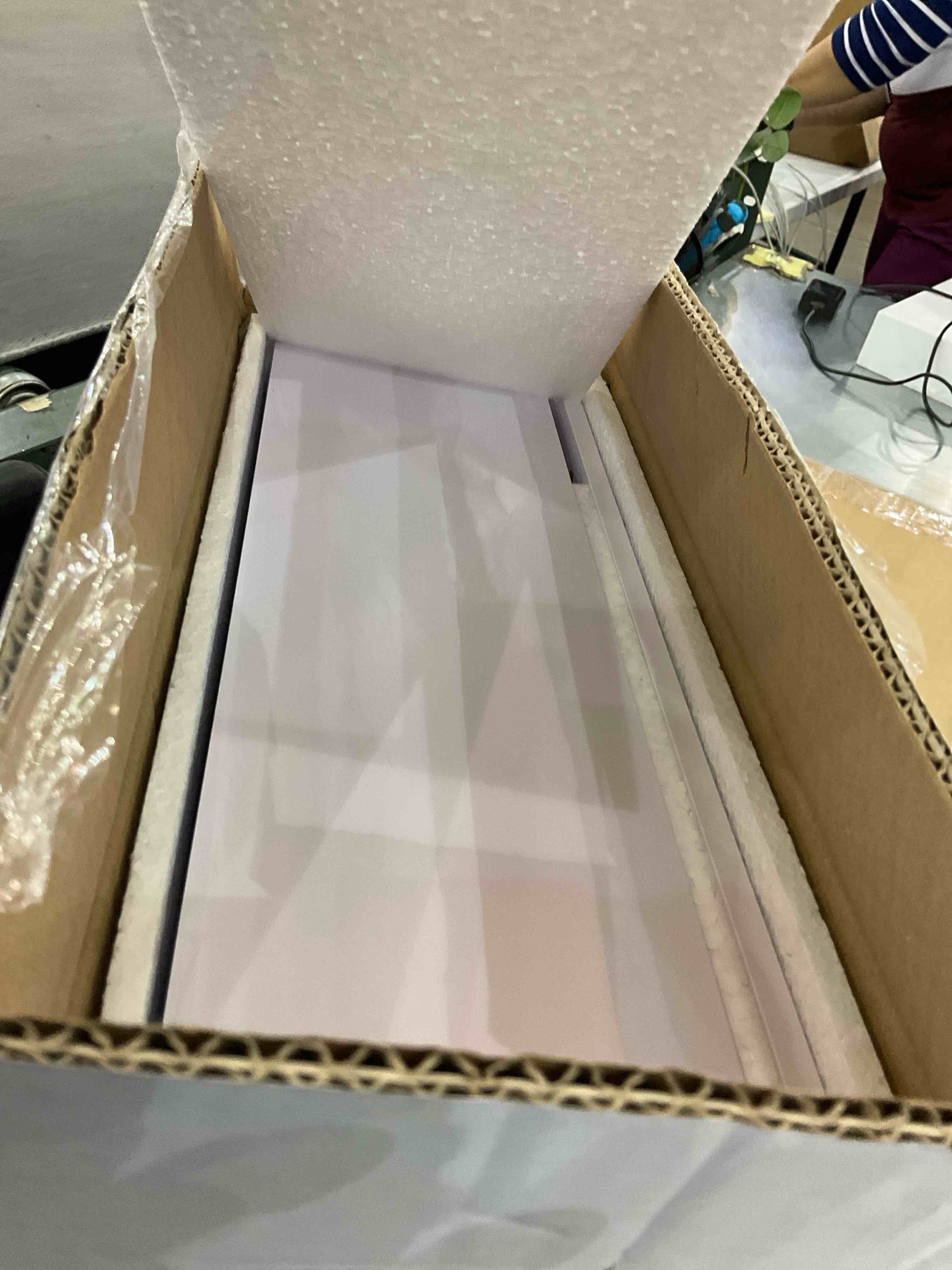 https://s3.amazonaws.com/lotting-images-prod/bidfta/EXS00904776_1699473123228.jpeg