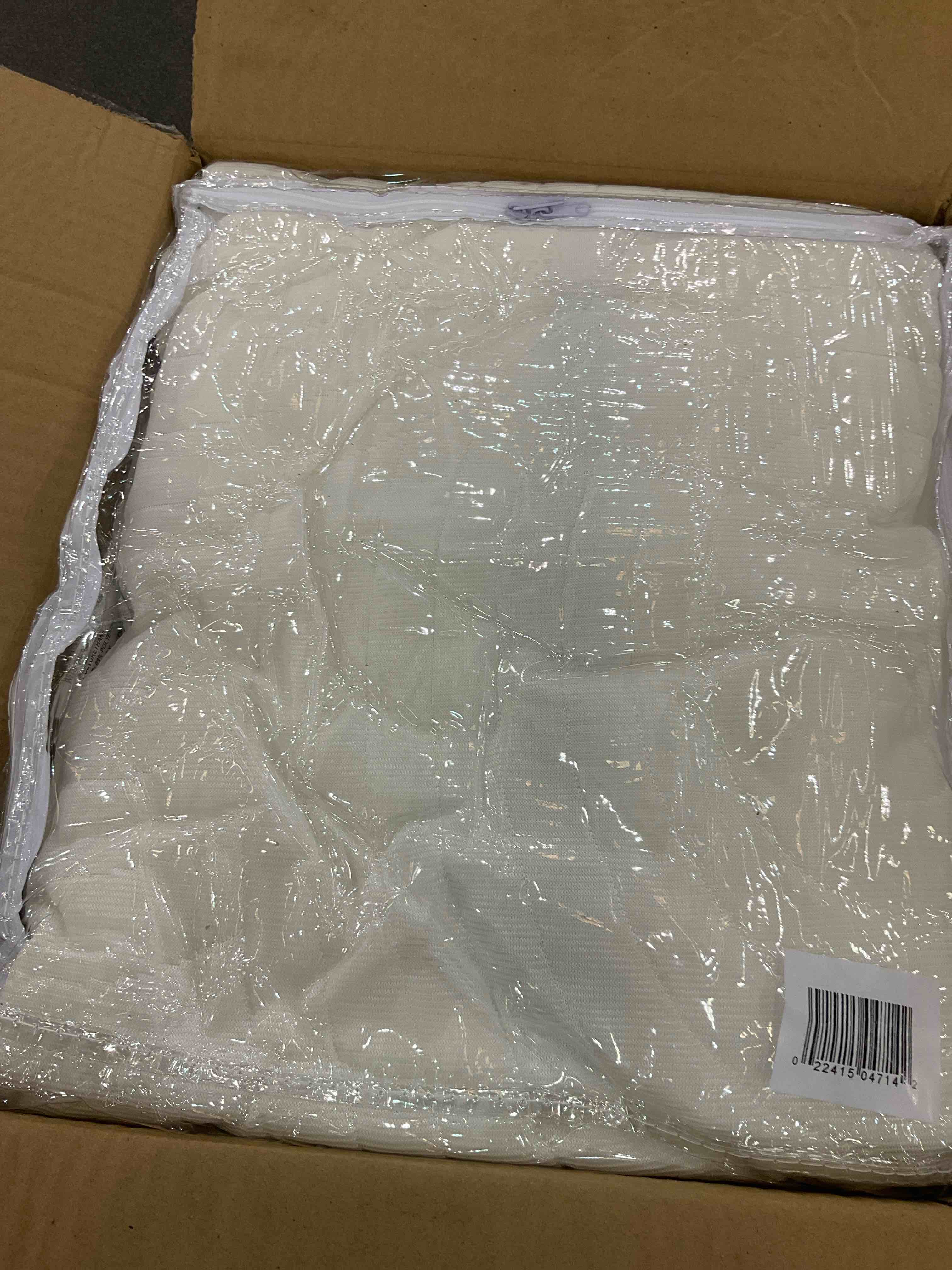 https://s3.amazonaws.com/lotting-images-prod/bidfta/EXS00905060_1699381751045.jpeg