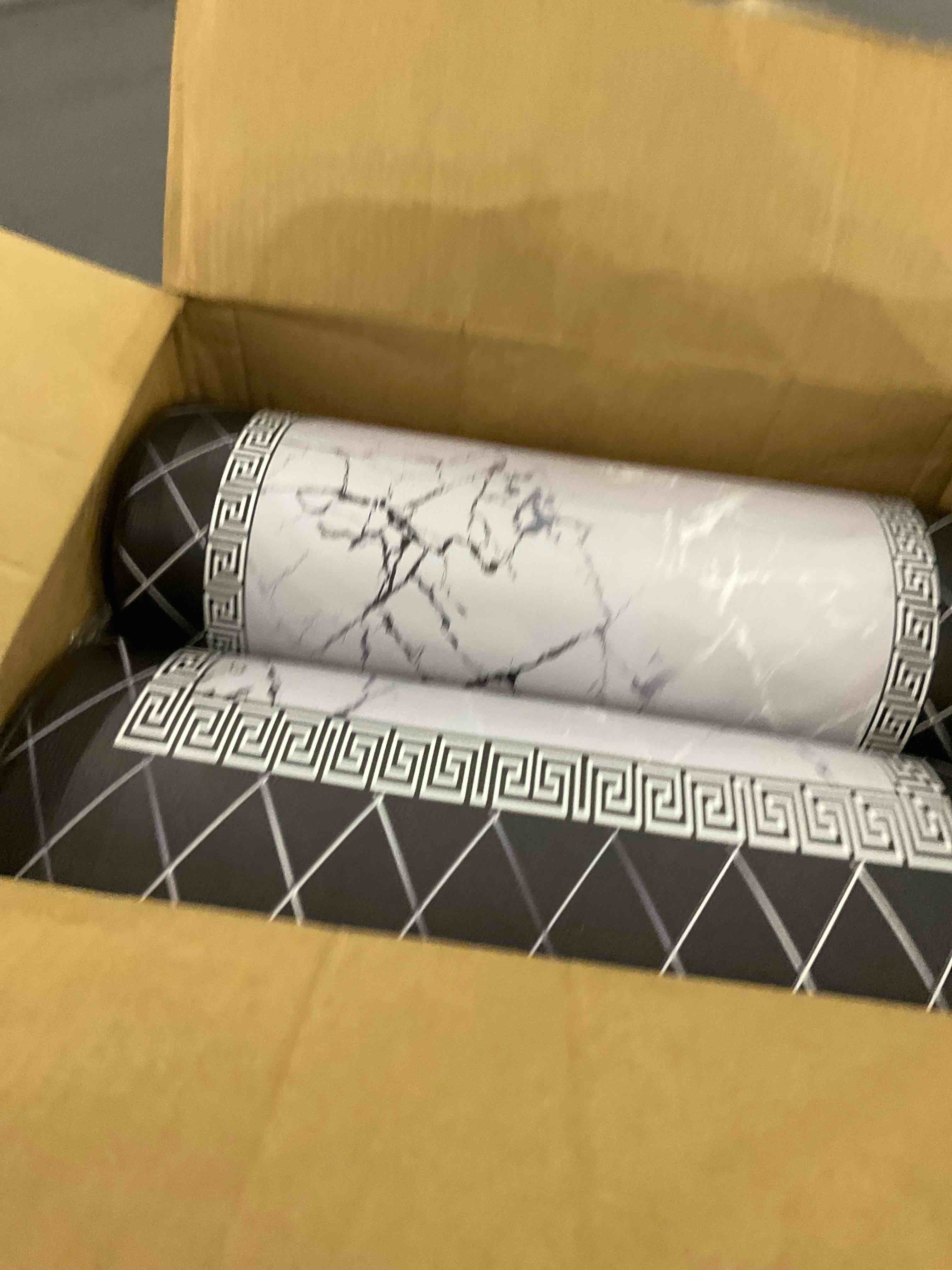 https://s3.amazonaws.com/lotting-images-prod/bidfta/EXS00905076_1699387063638.jpeg