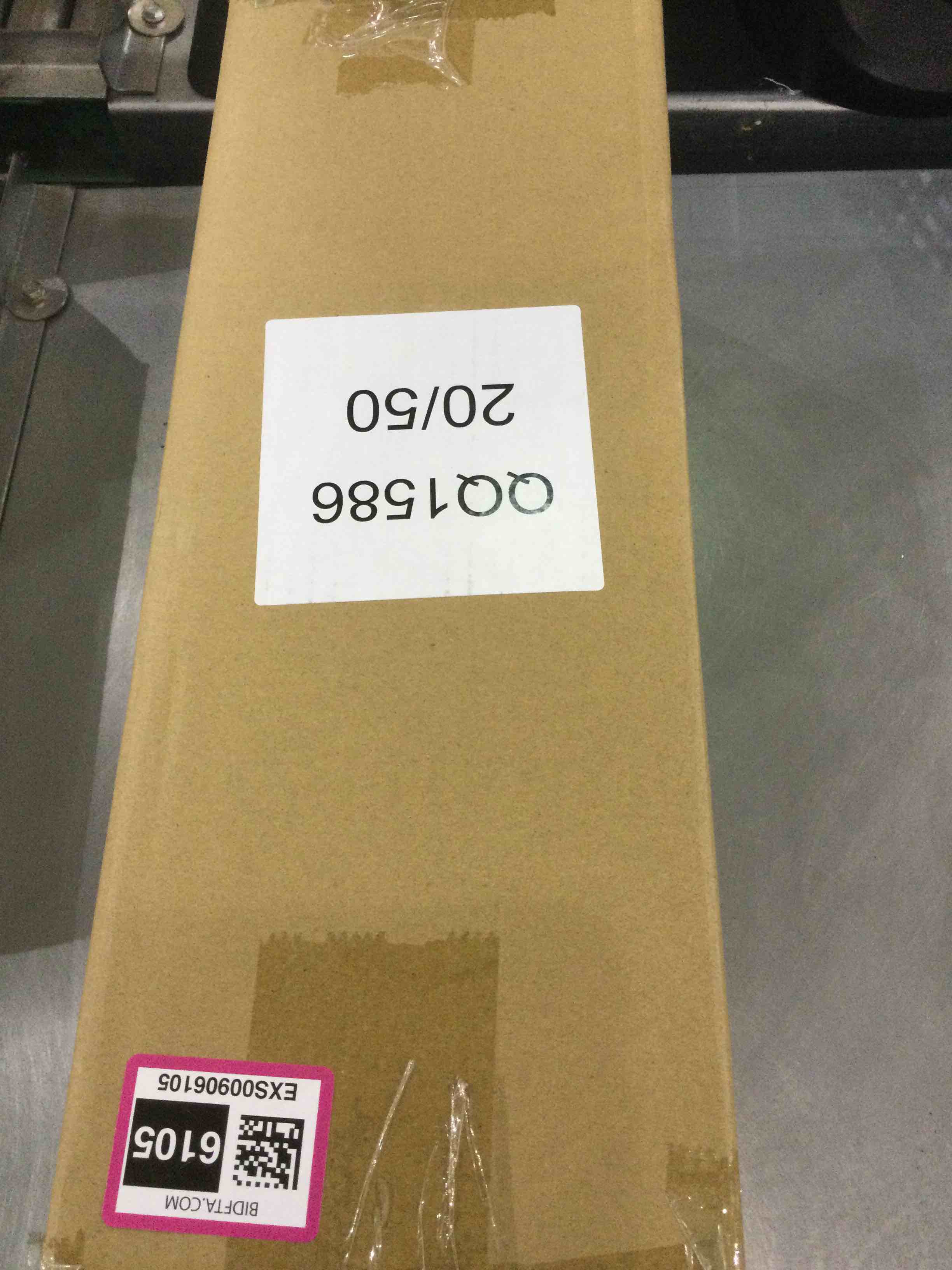 https://s3.amazonaws.com/lotting-images-prod/bidfta/EXS00906105_1699880070757.jpeg