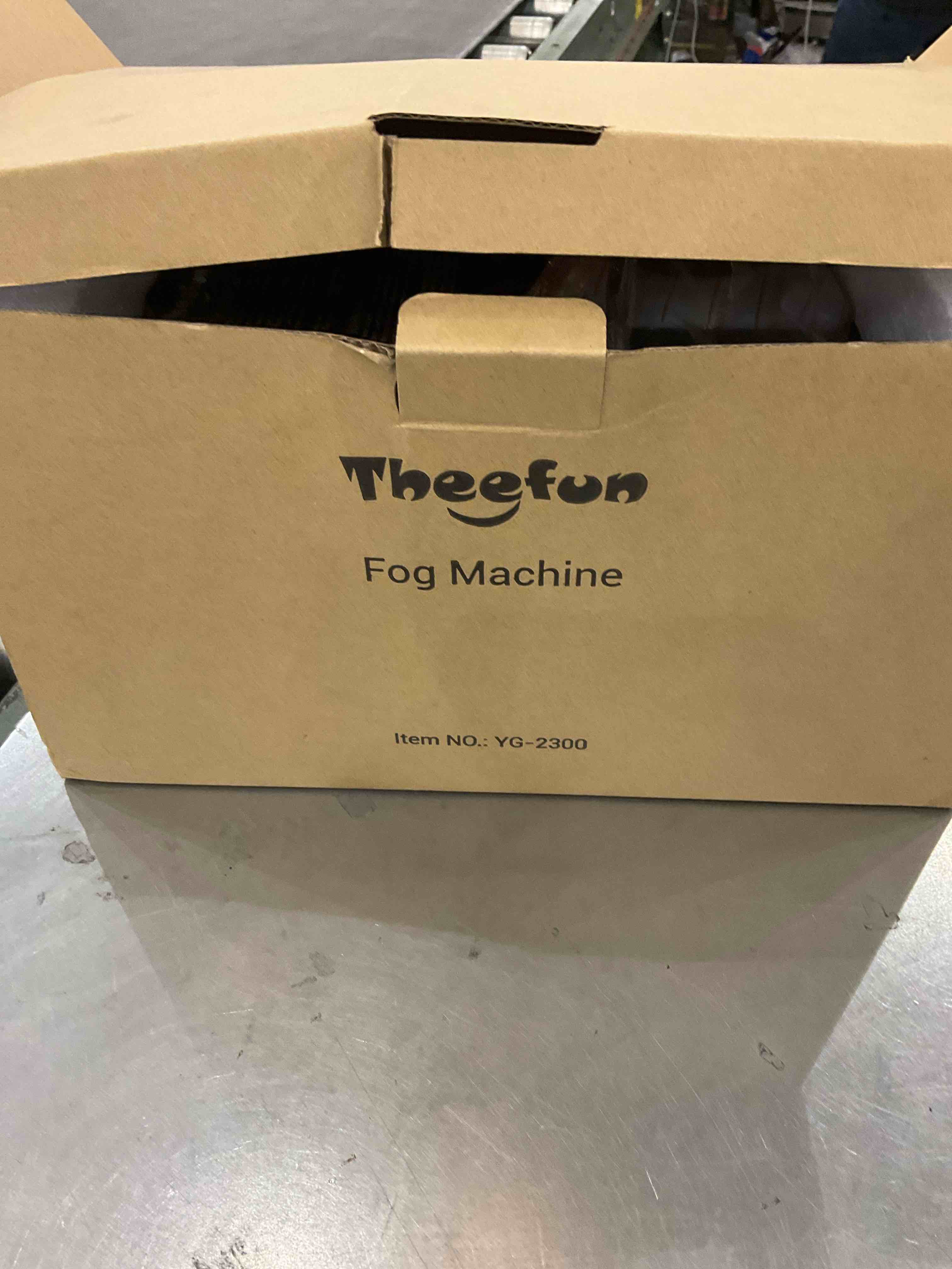 Fog Machine, Theefun 900W Smoke Machine with 4000CFM Fog, 6 Stage LED Lights with 7 Colors & Strobe Effect Hallowen Fog Machine-Wired and Wirelss Remote Control Fog Machine for Halloween Wedding Party