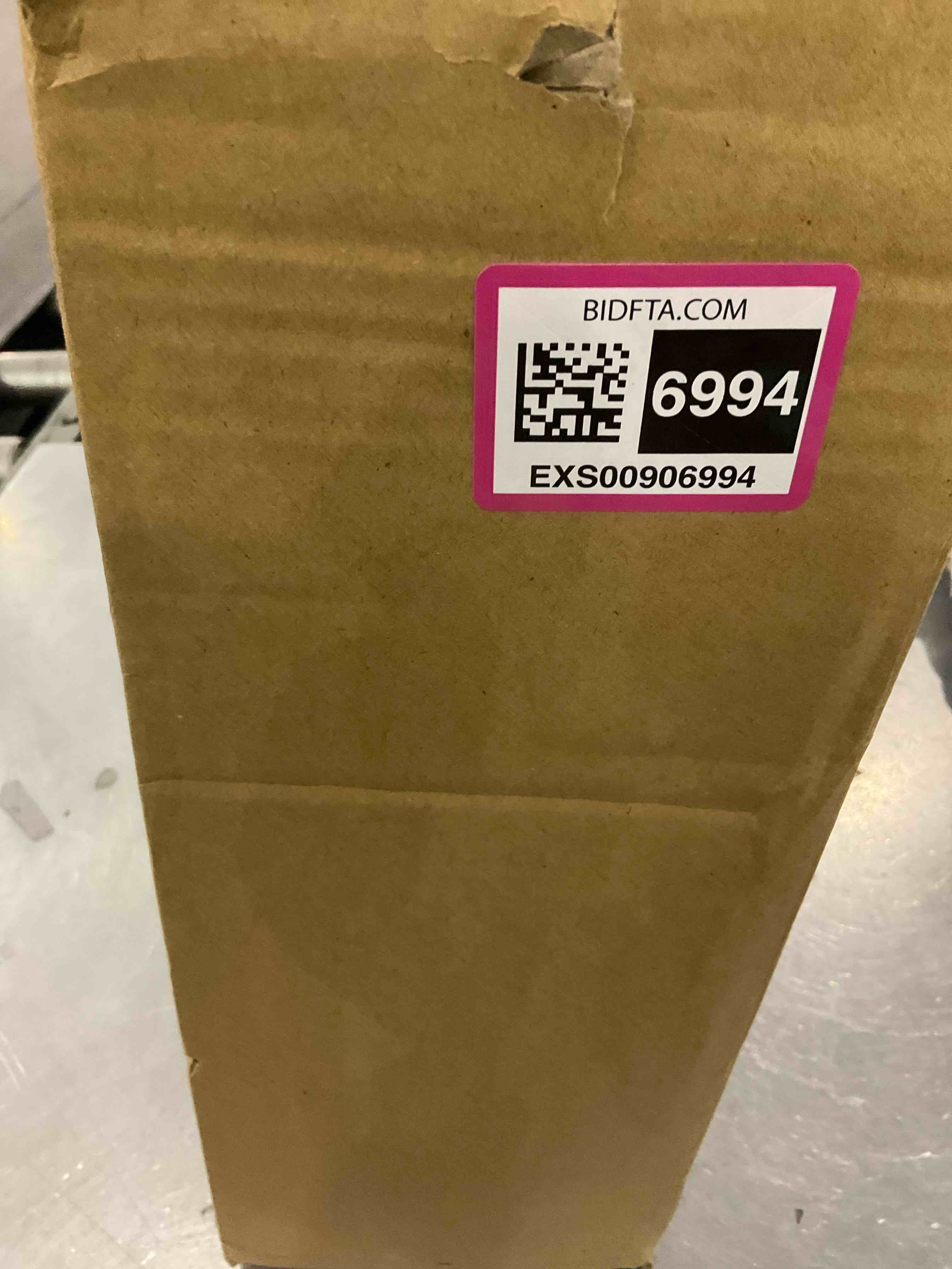 https://s3.amazonaws.com/lotting-images-prod/bidfta/EXS00906994_1700682718291.jpeg