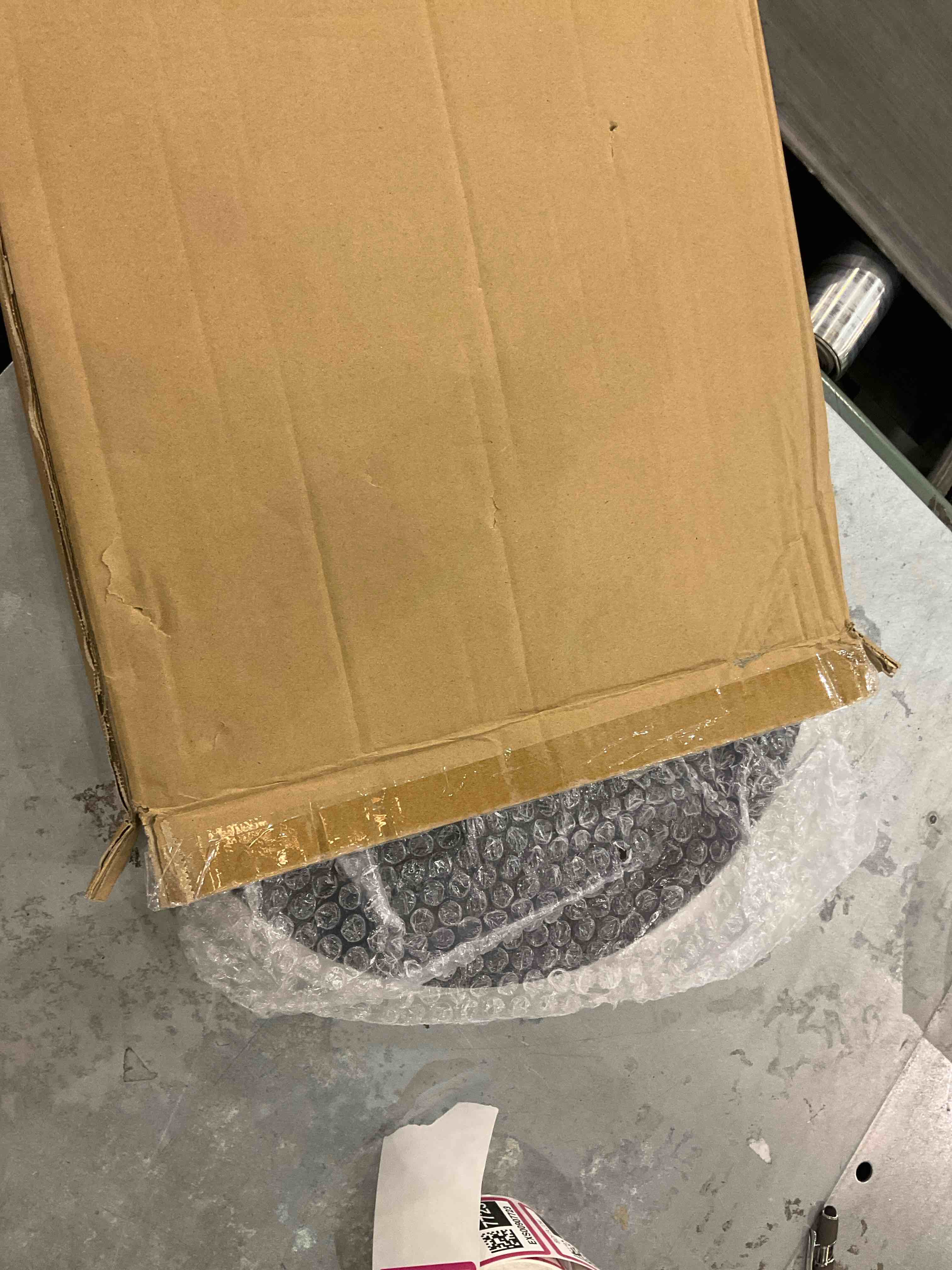 https://s3.amazonaws.com/lotting-images-prod/bidfta/EXS00907716_1699629016659.jpeg