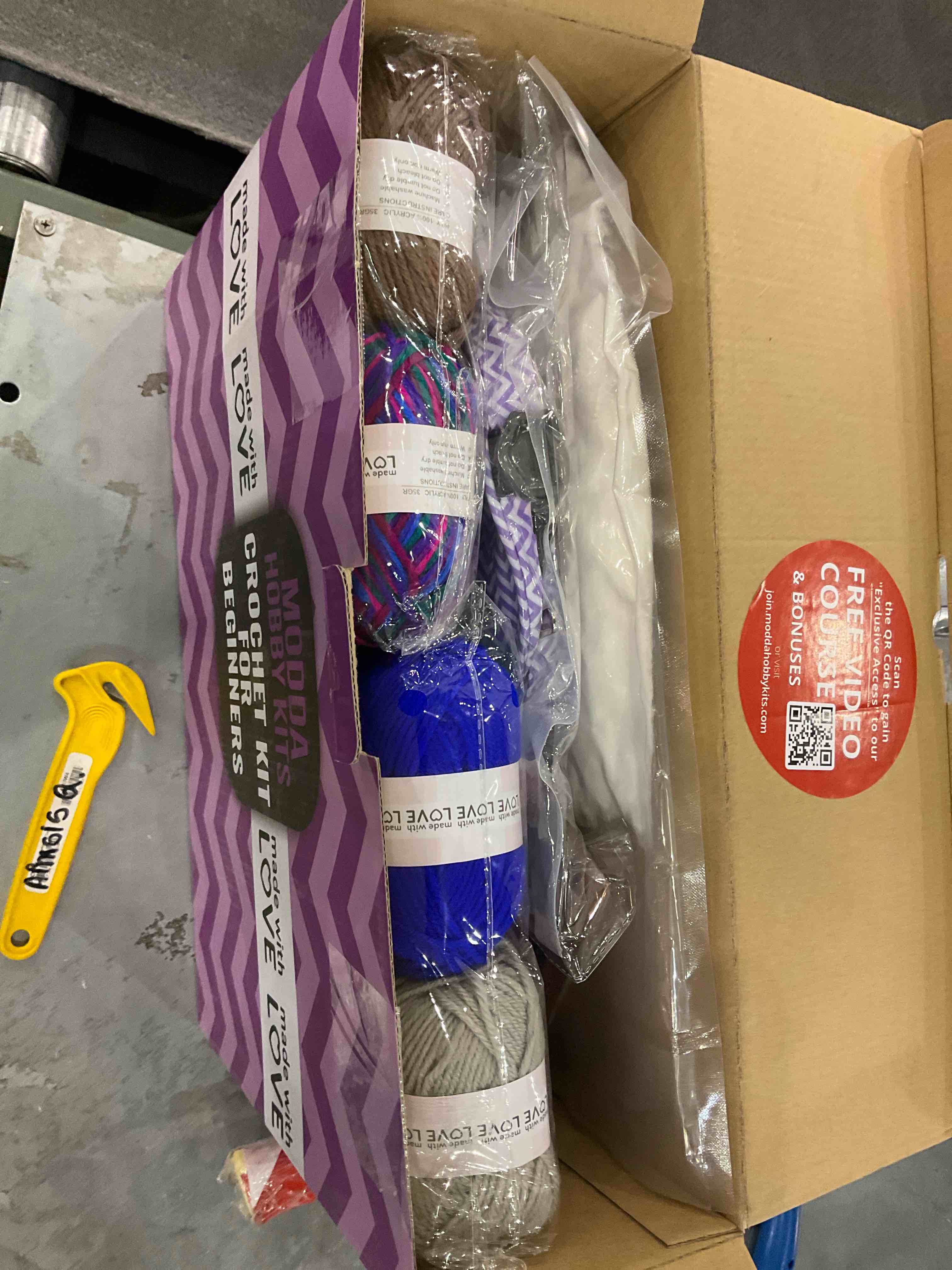 https://s3.amazonaws.com/lotting-images-prod/bidfta/EXS00907845_1699878466136.jpeg