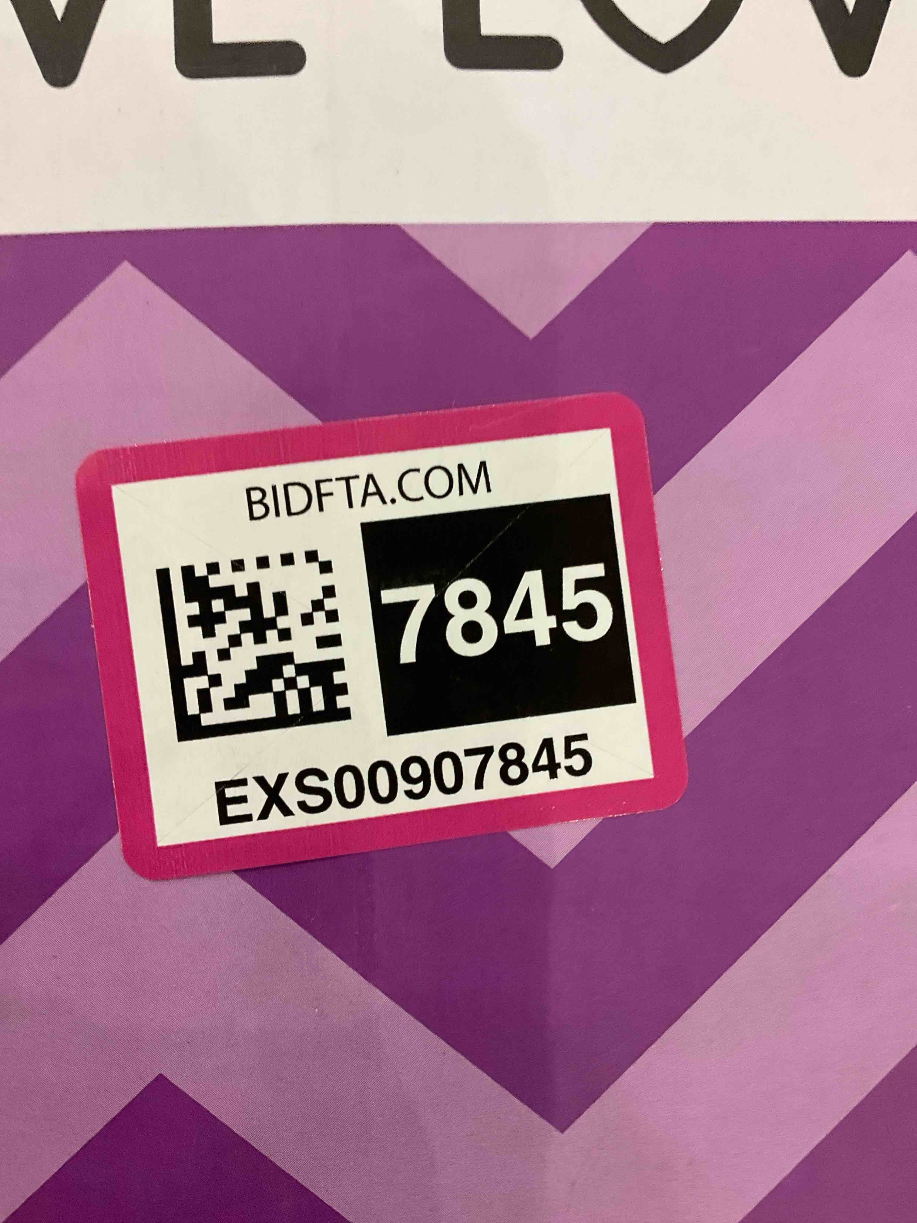 https://s3.amazonaws.com/lotting-images-prod/bidfta/EXS00907845_1699878526056.jpeg