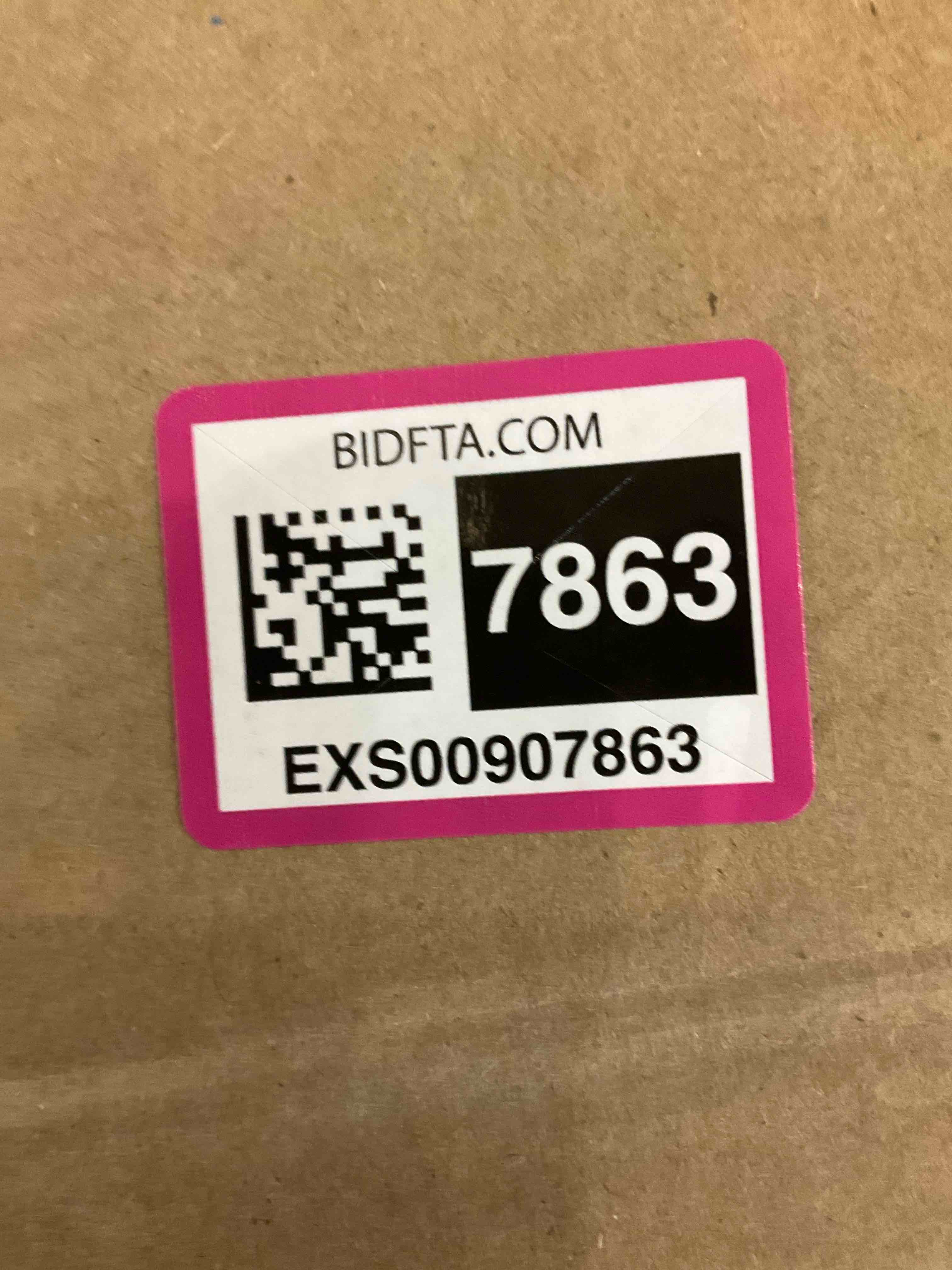 https://s3.amazonaws.com/lotting-images-prod/bidfta/EXS00907863_1699881351589.jpeg