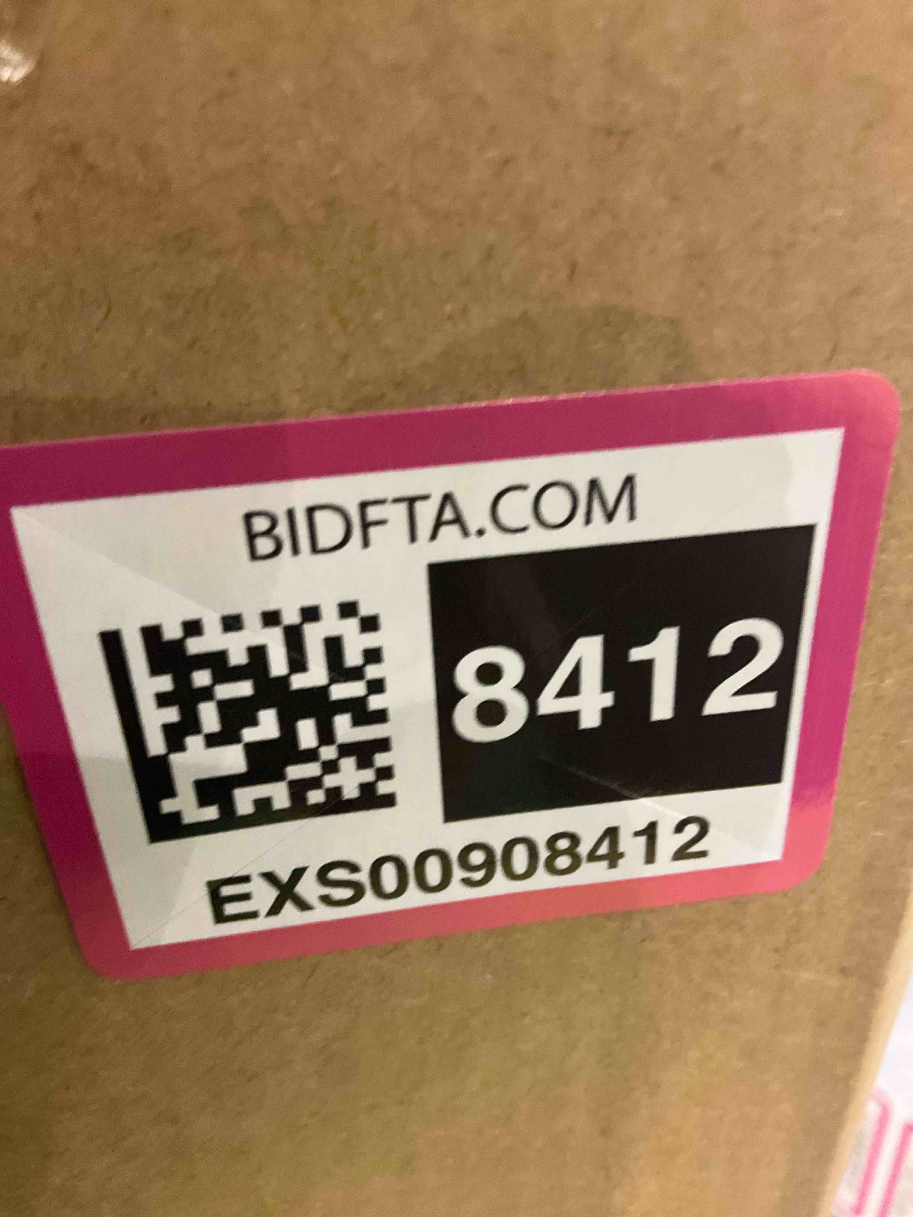 https://s3.amazonaws.com/lotting-images-prod/bidfta/EXS00908412_1699972205455.jpeg
