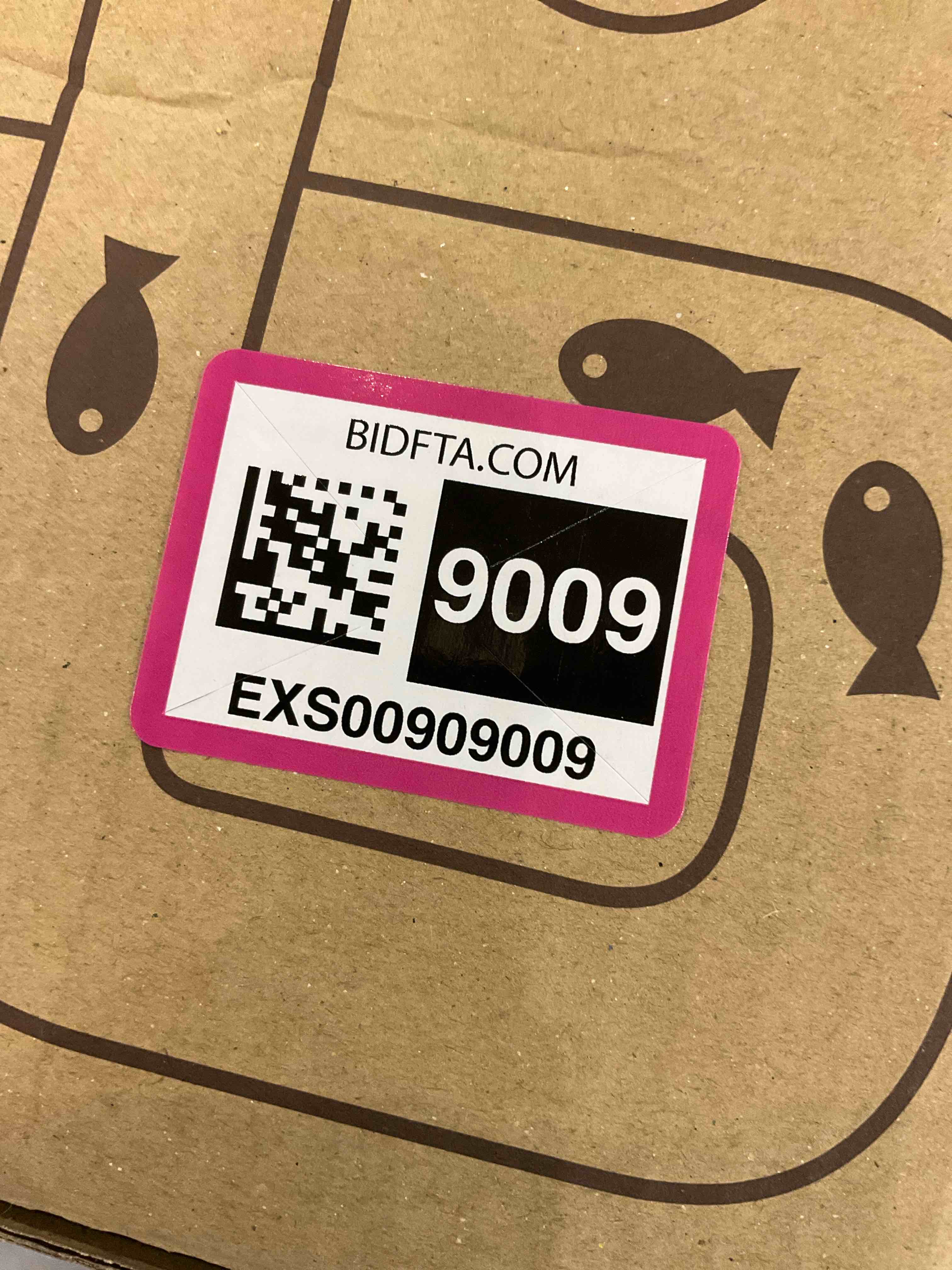 https://s3.amazonaws.com/lotting-images-prod/bidfta/EXS00909009_1699965641016.jpeg
