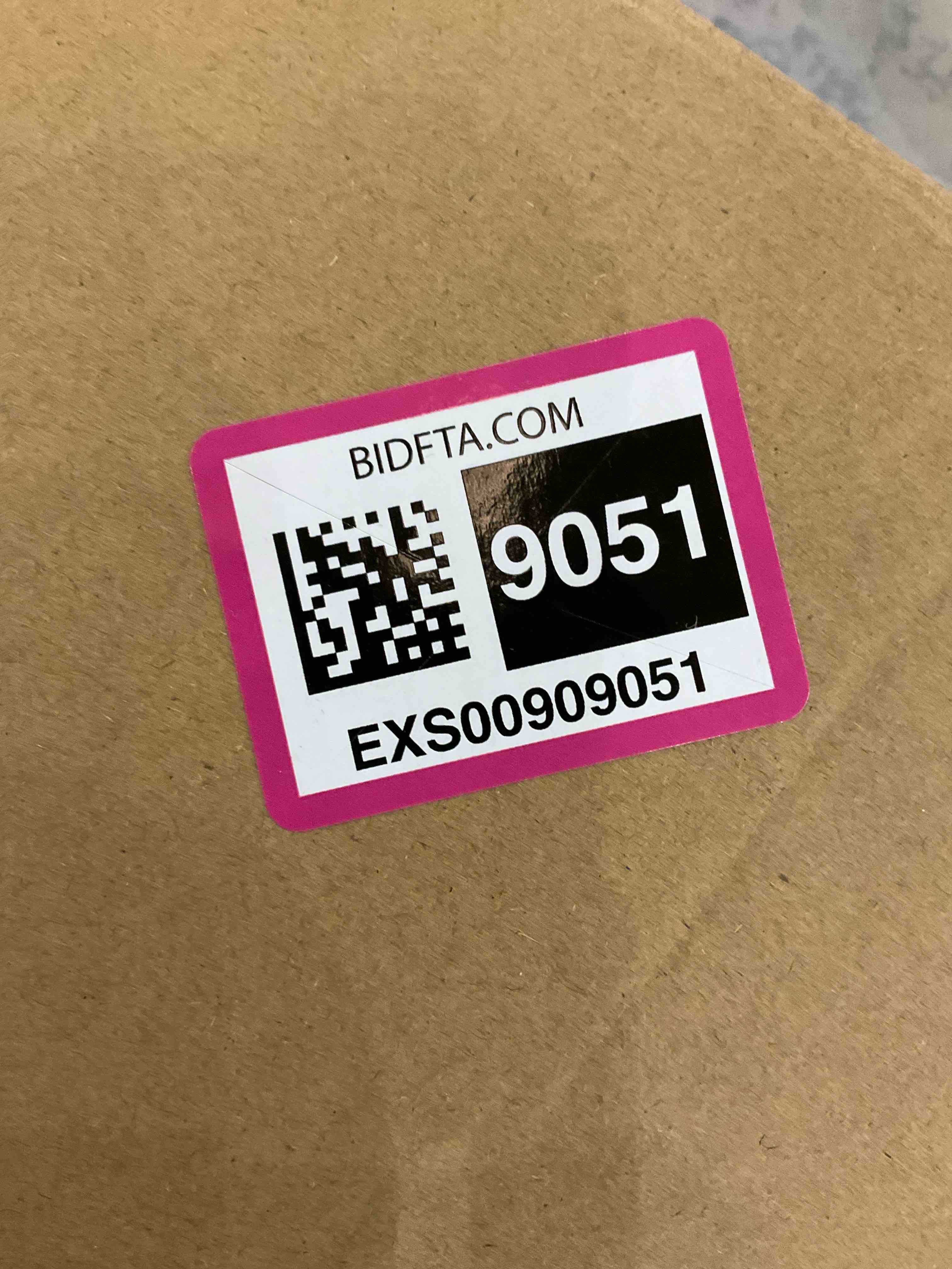 https://s3.amazonaws.com/lotting-images-prod/bidfta/EXS00909051_1699971925820.jpeg