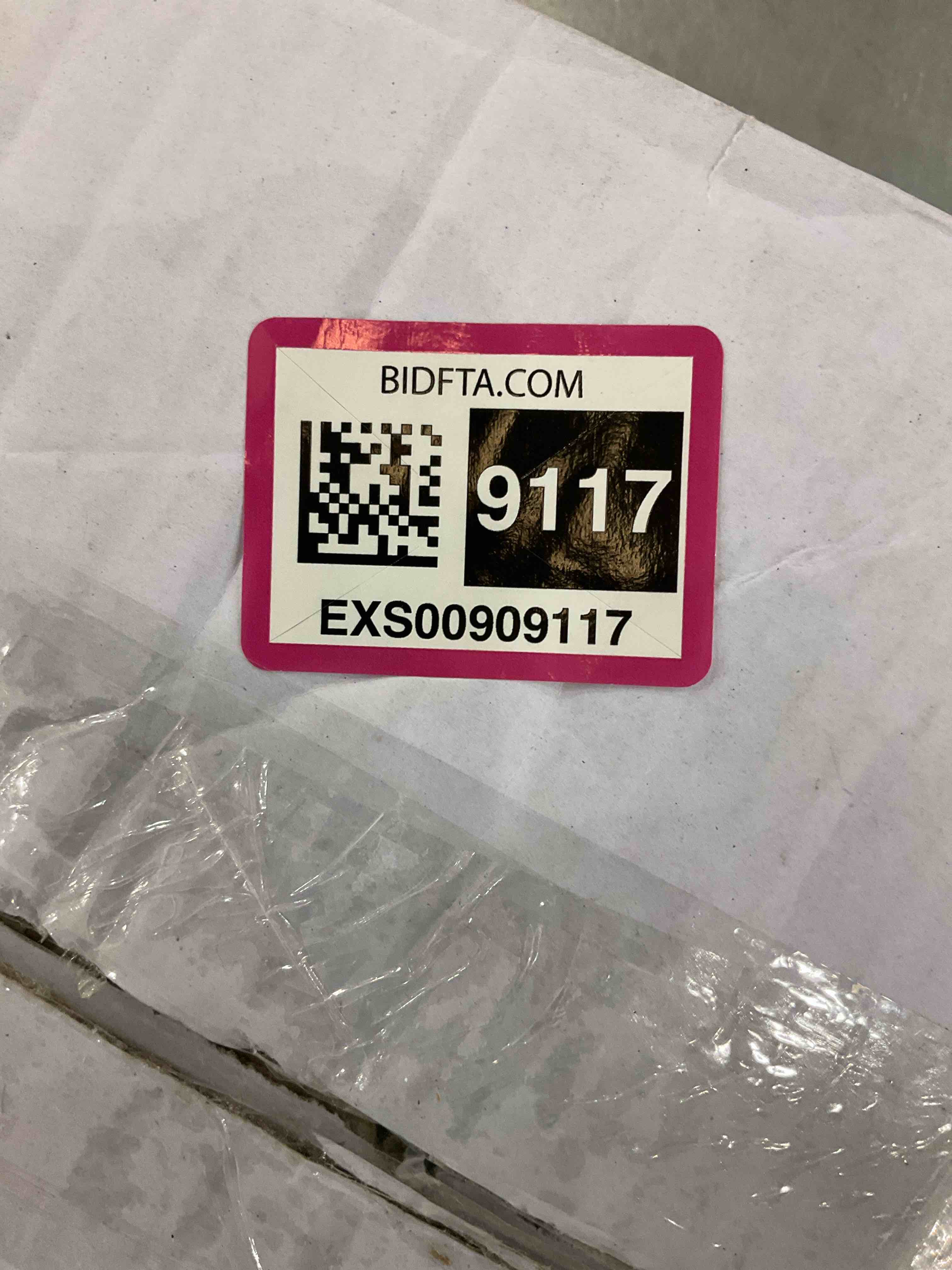 https://s3.amazonaws.com/lotting-images-prod/bidfta/EXS00909117_1699980248728.jpeg