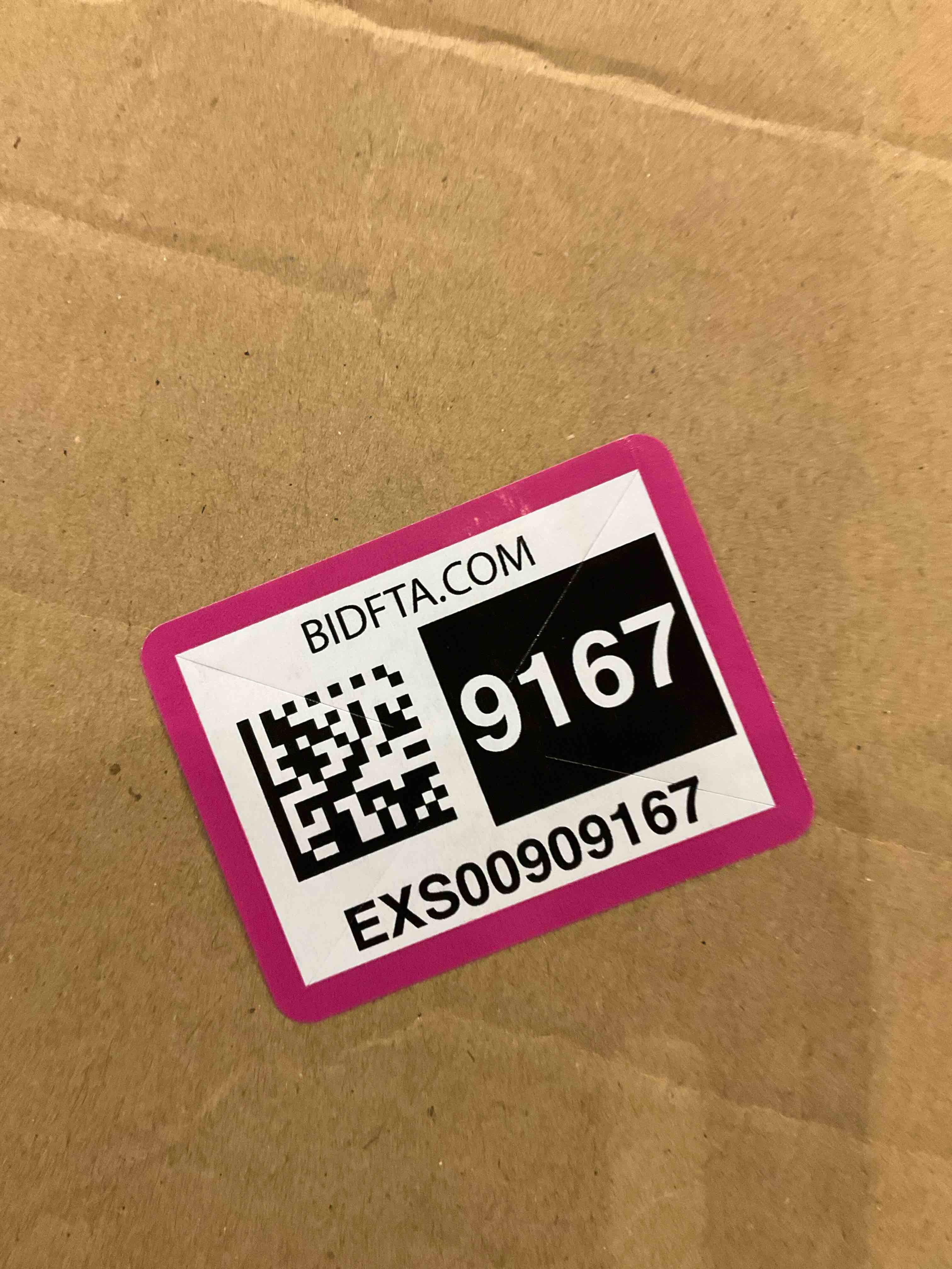 https://s3.amazonaws.com/lotting-images-prod/bidfta/EXS00909167_1699993078631.jpeg