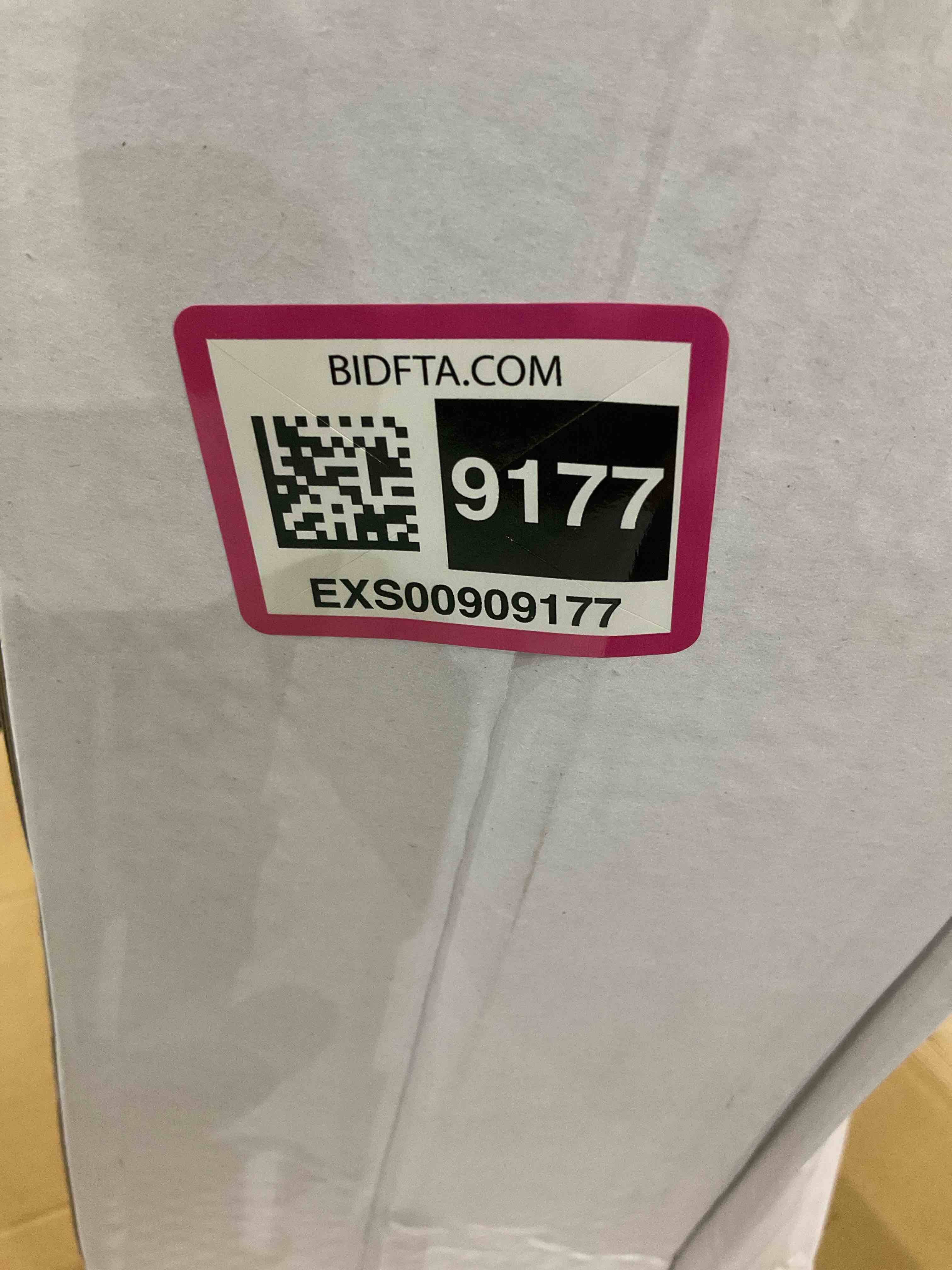https://s3.amazonaws.com/lotting-images-prod/bidfta/EXS00909177_1699995614666.jpeg