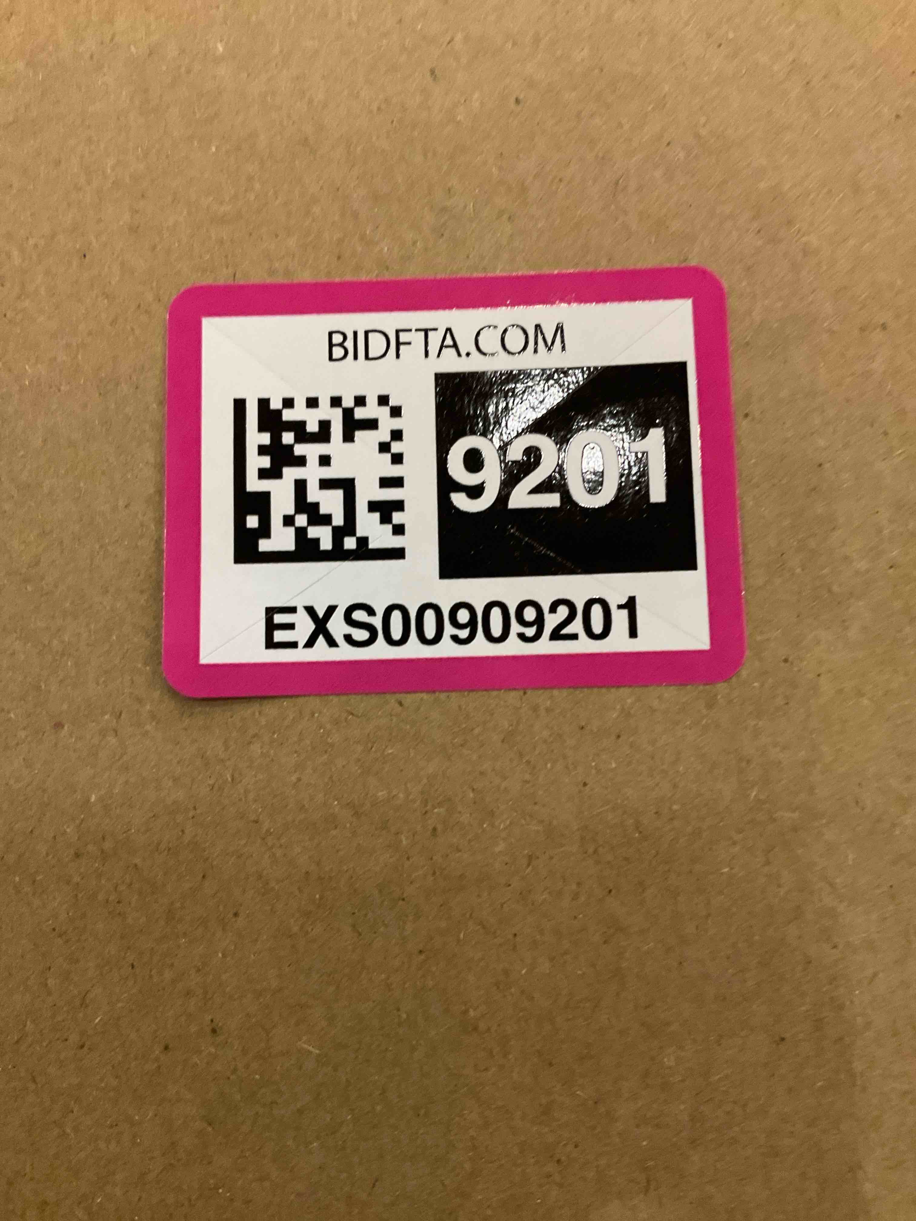 https://s3.amazonaws.com/lotting-images-prod/bidfta/EXS00909201_1700060647371.jpeg