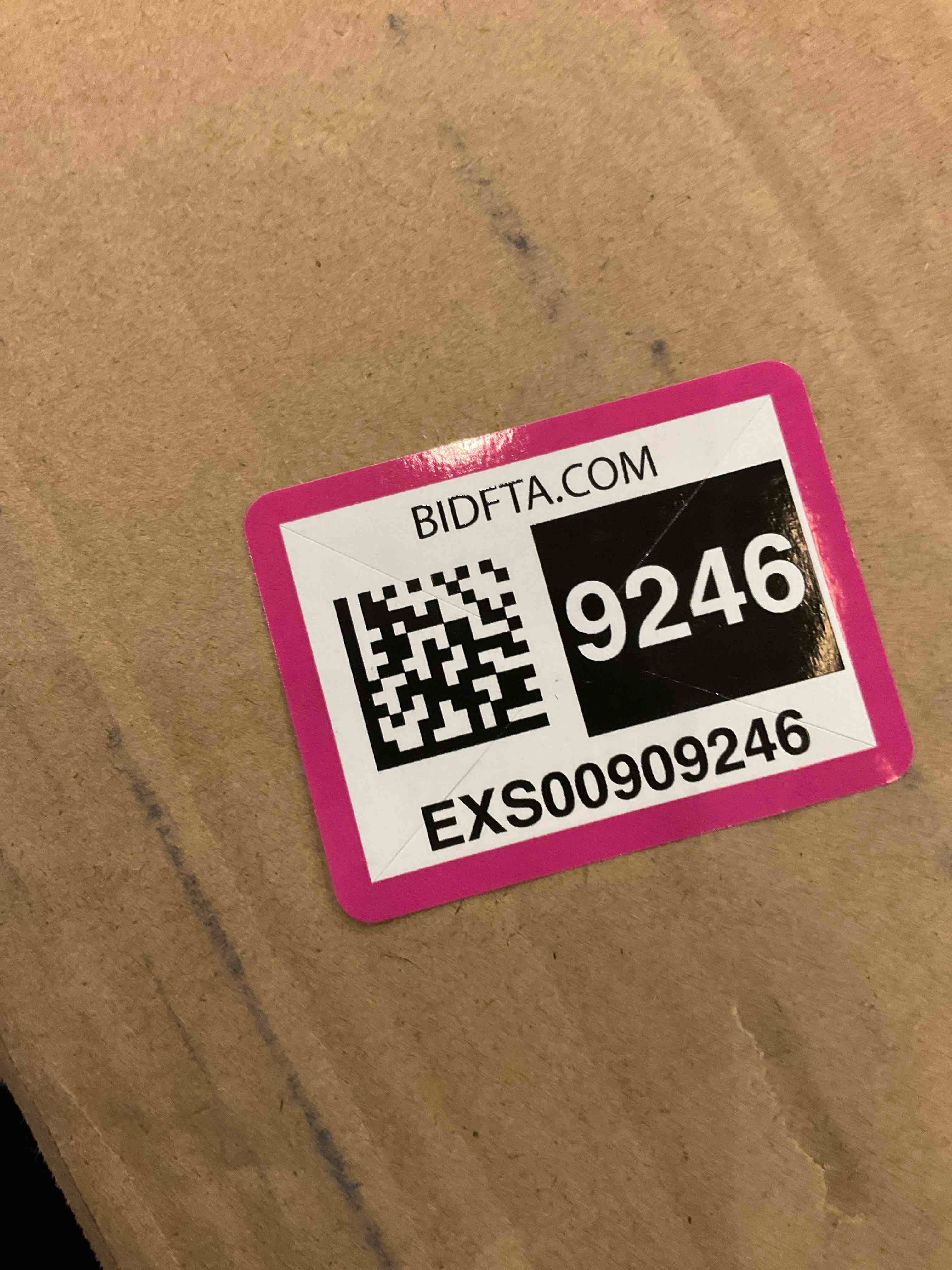 https://s3.amazonaws.com/lotting-images-prod/bidfta/EXS00909246_1700070076830.jpeg