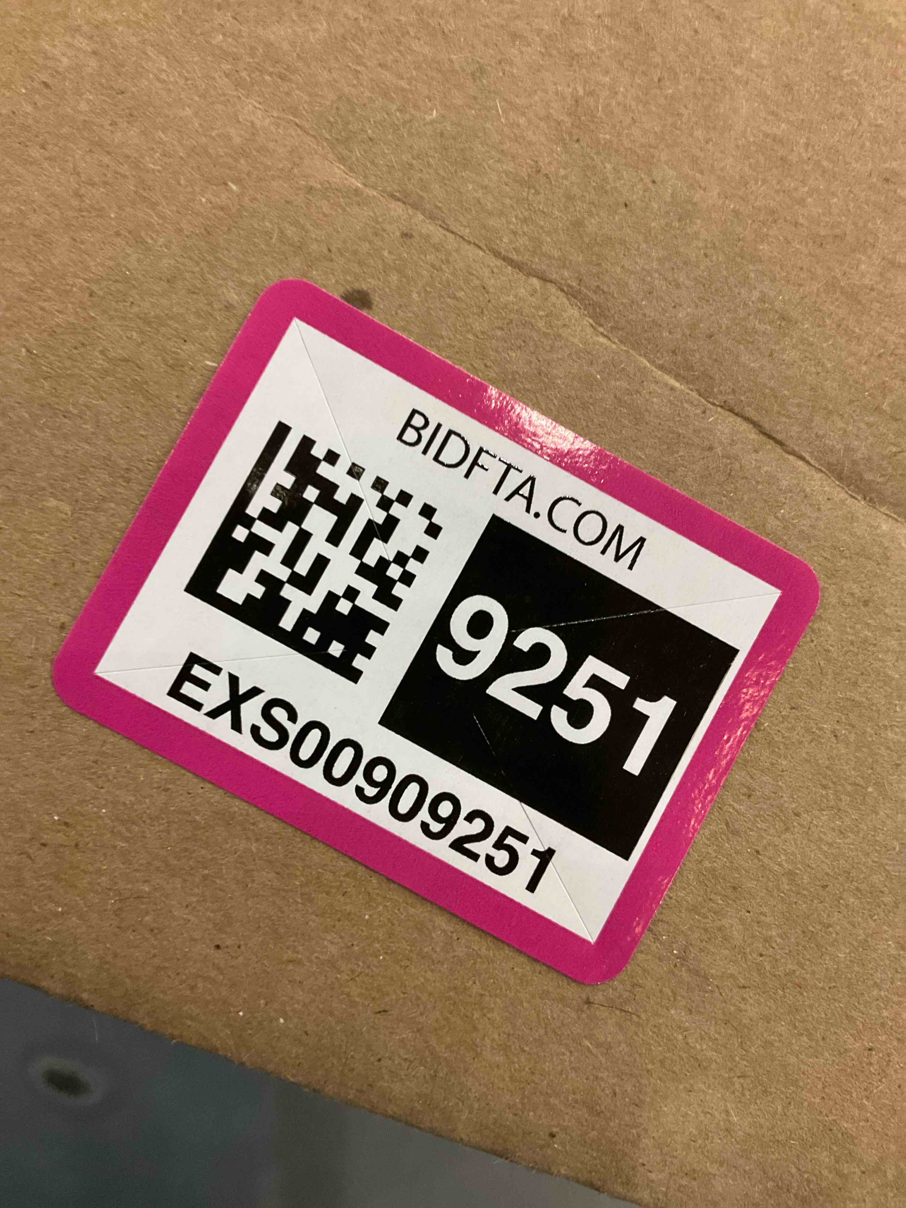 https://s3.amazonaws.com/lotting-images-prod/bidfta/EXS00909251_1700070586496.jpeg