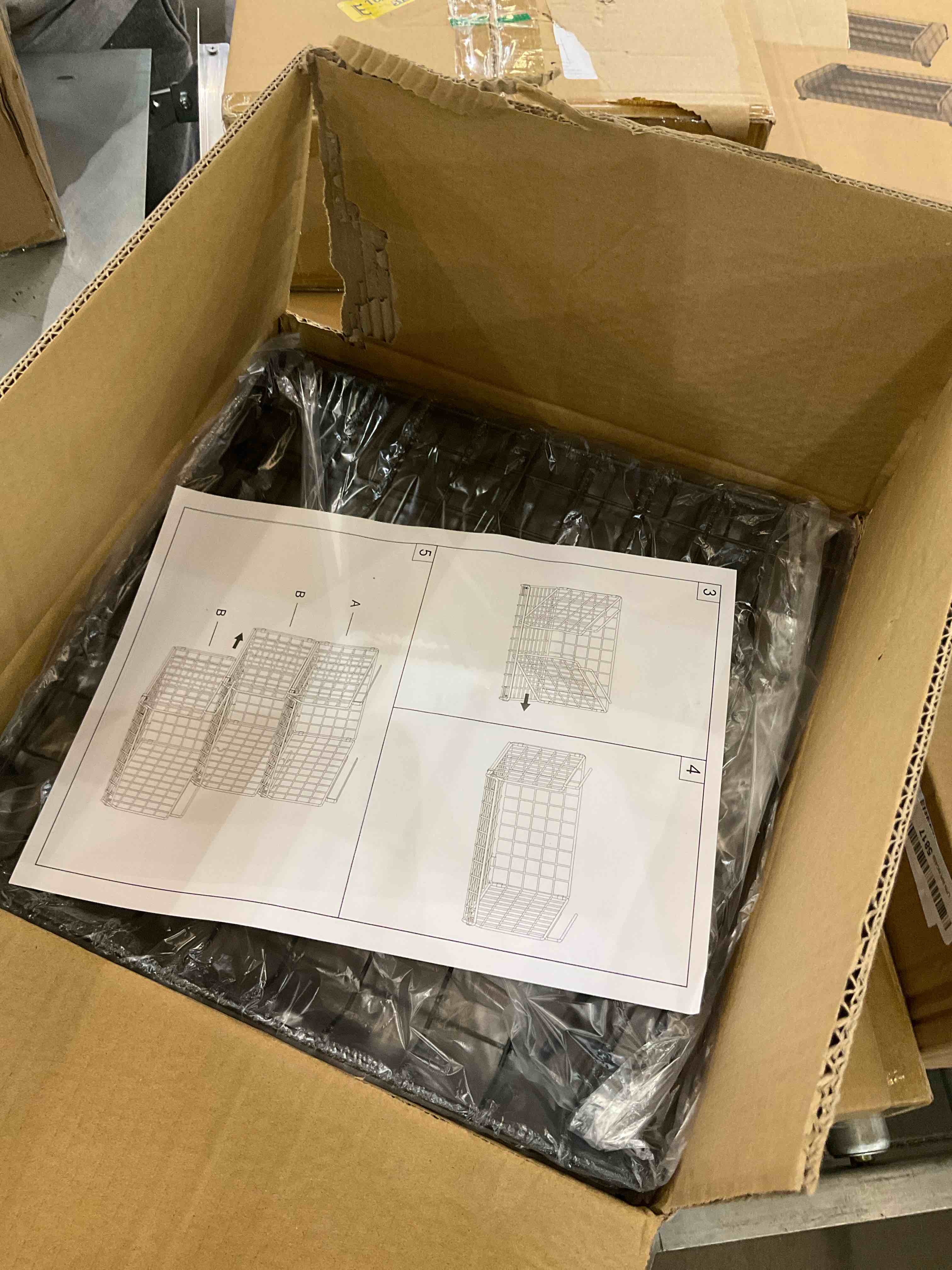 https://s3.amazonaws.com/lotting-images-prod/bidfta/EXS00909264_1700072006991.jpeg