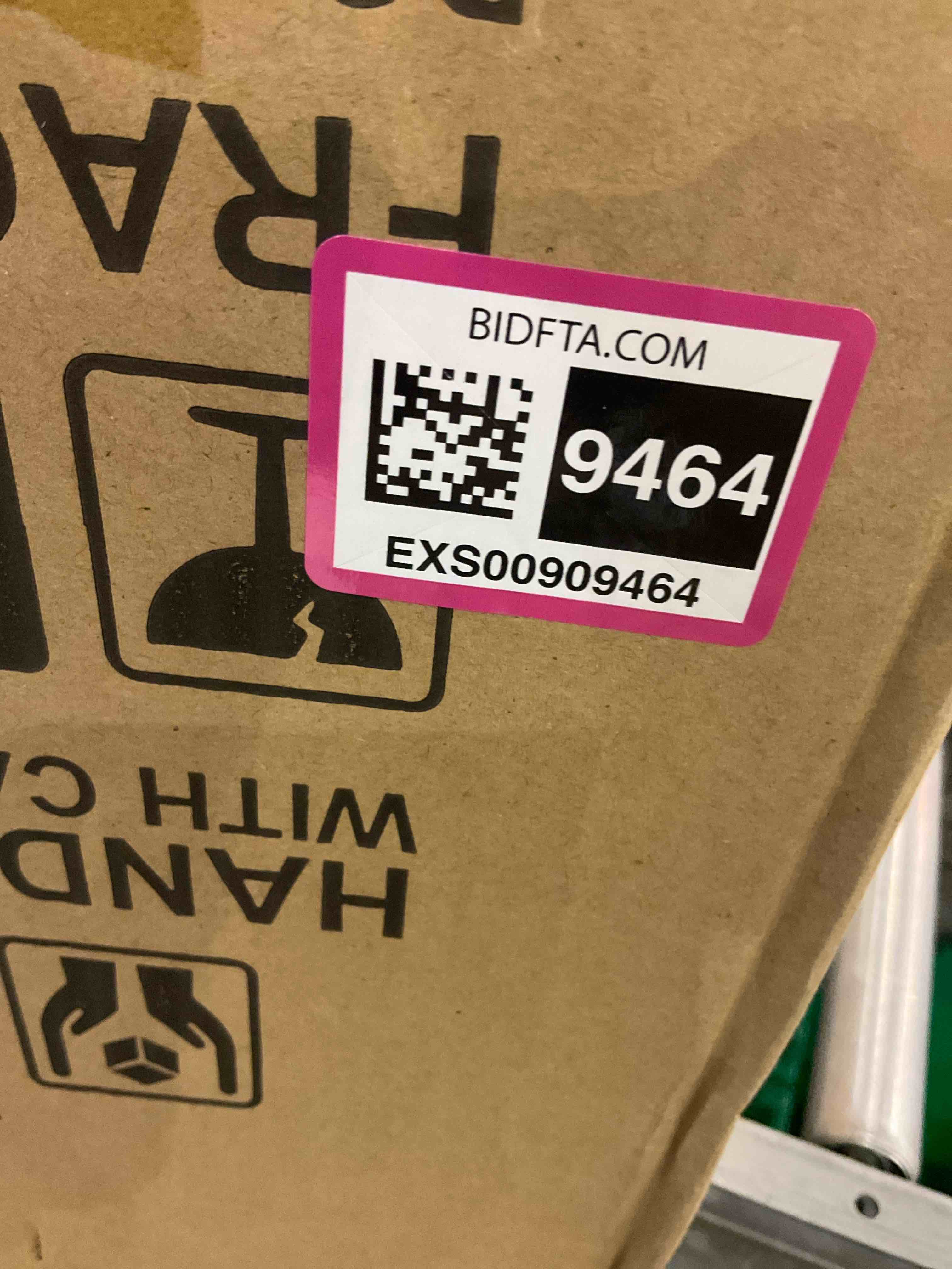 https://s3.amazonaws.com/lotting-images-prod/bidfta/EXS00909464_1700485882711.jpeg