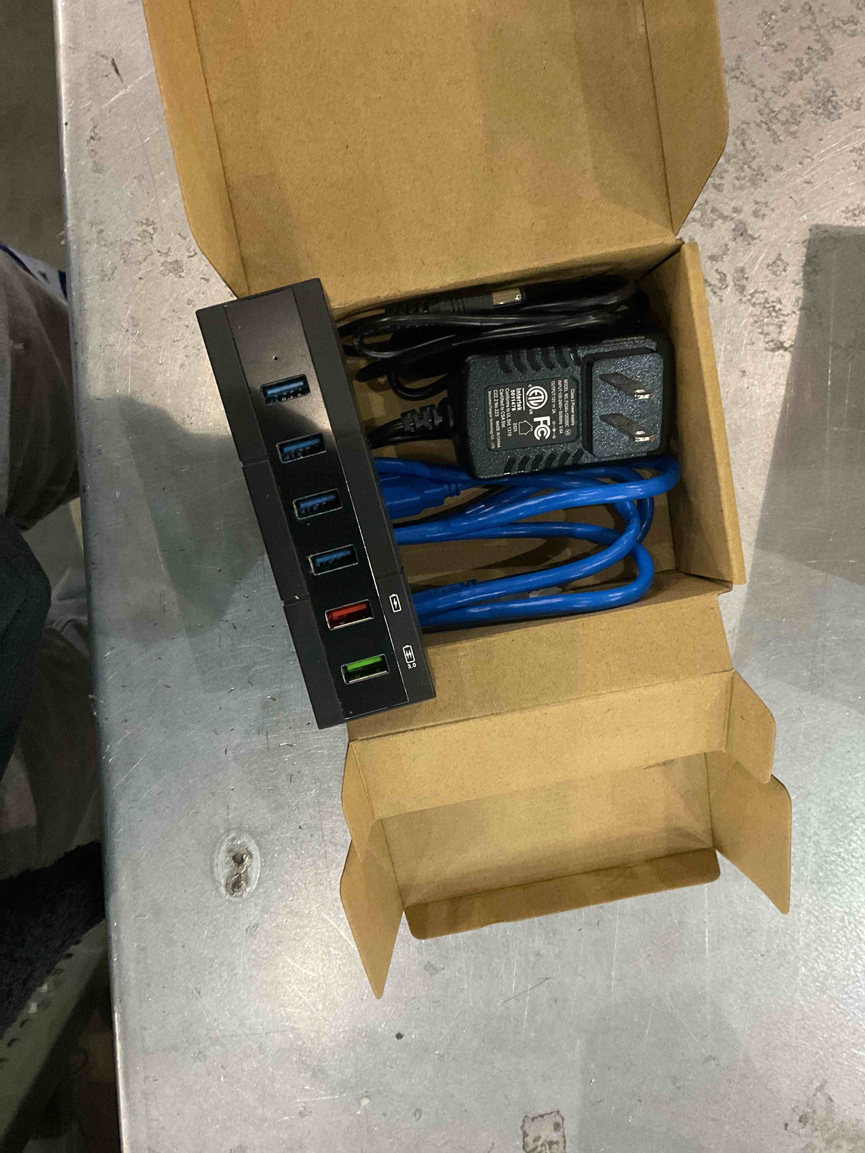 https://s3.amazonaws.com/lotting-images-prod/bidfta/EXS00910431_1702901560024.jpeg