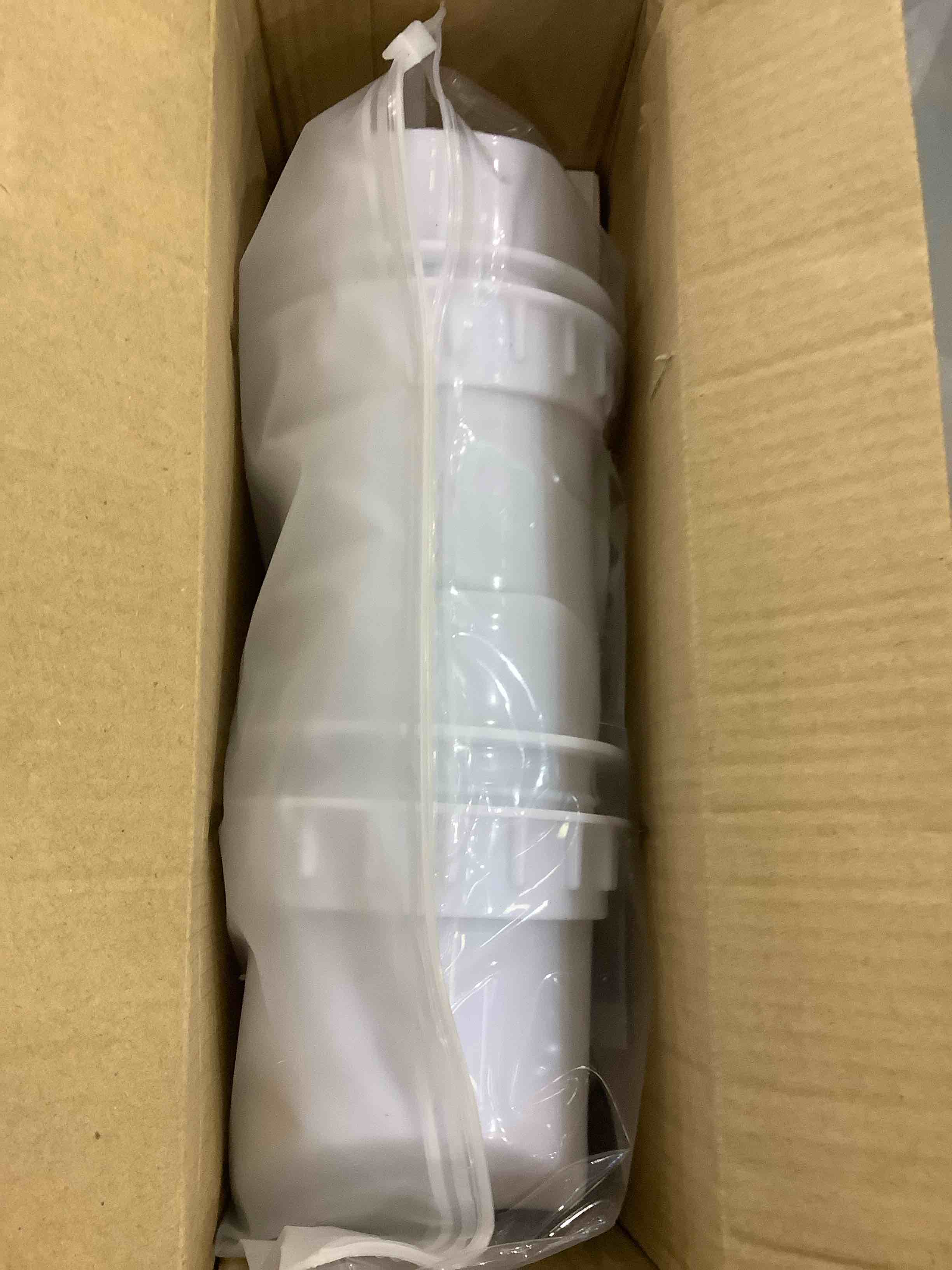 https://s3.amazonaws.com/lotting-images-prod/bidfta/EXS00910531_1702479194954.jpeg