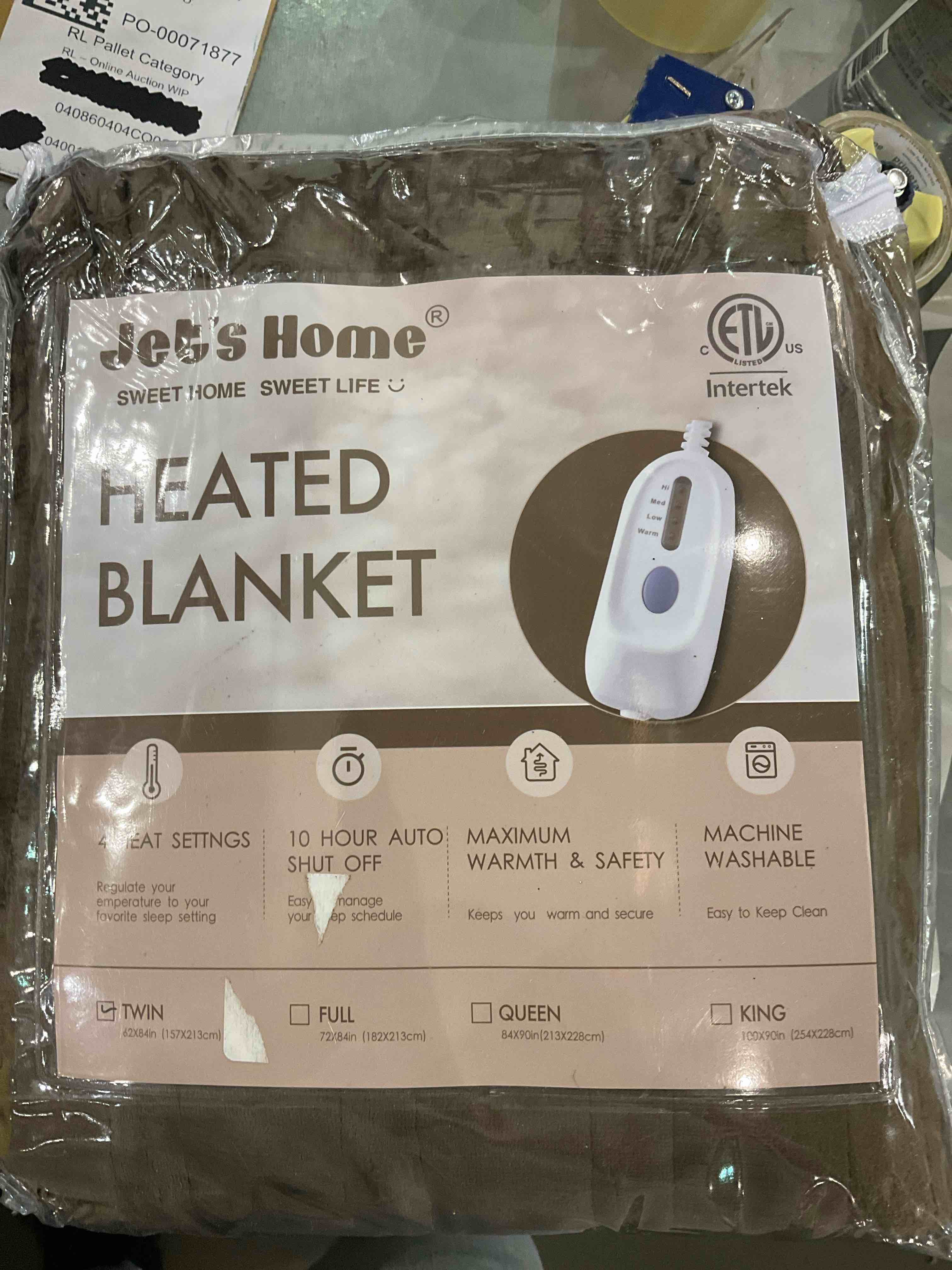 https://s3.amazonaws.com/lotting-images-prod/bidfta/EXS00910922_1702646989271.jpeg