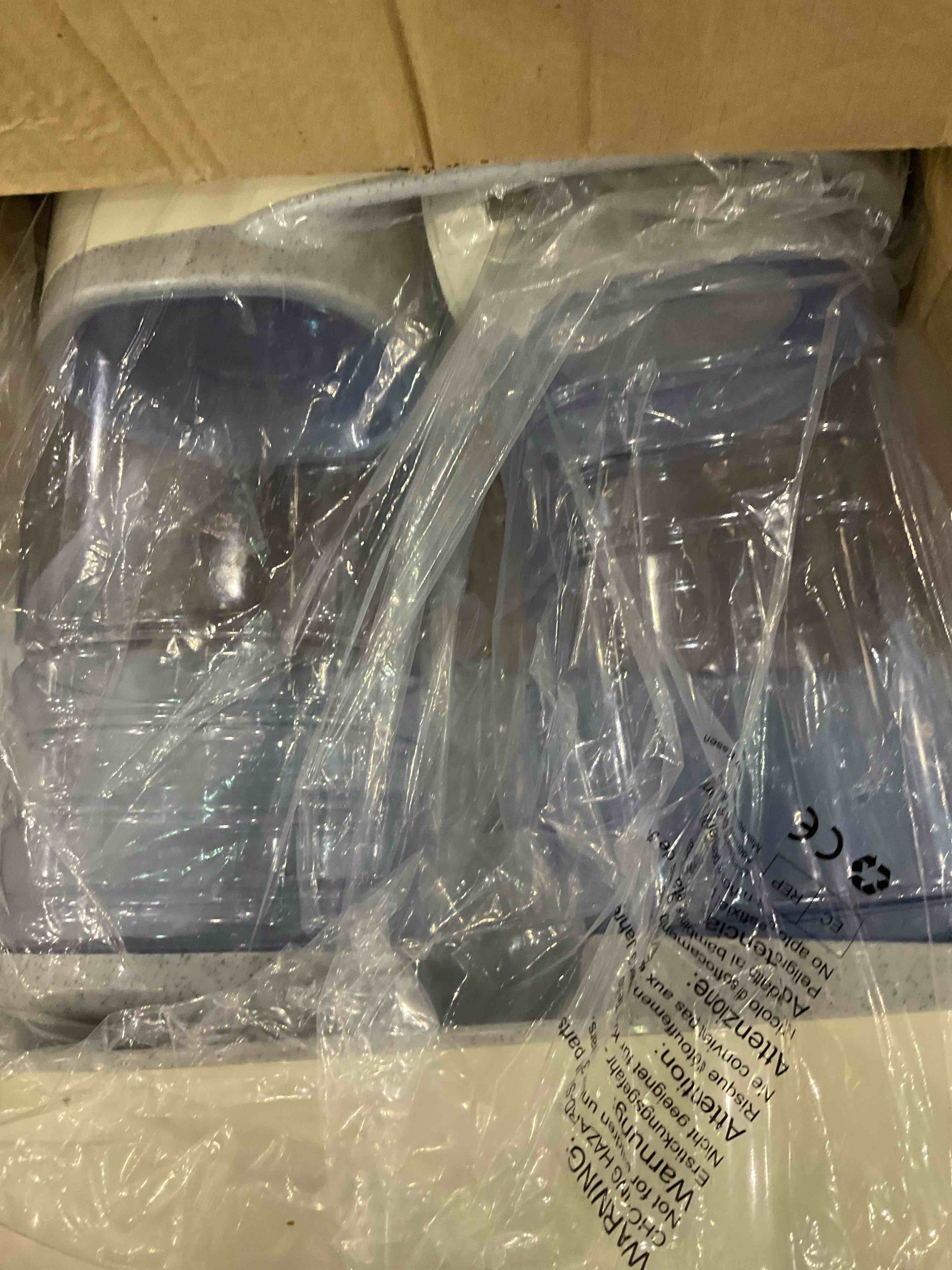 https://s3.amazonaws.com/lotting-images-prod/bidfta/EXS00911020_1704747650718.jpeg
