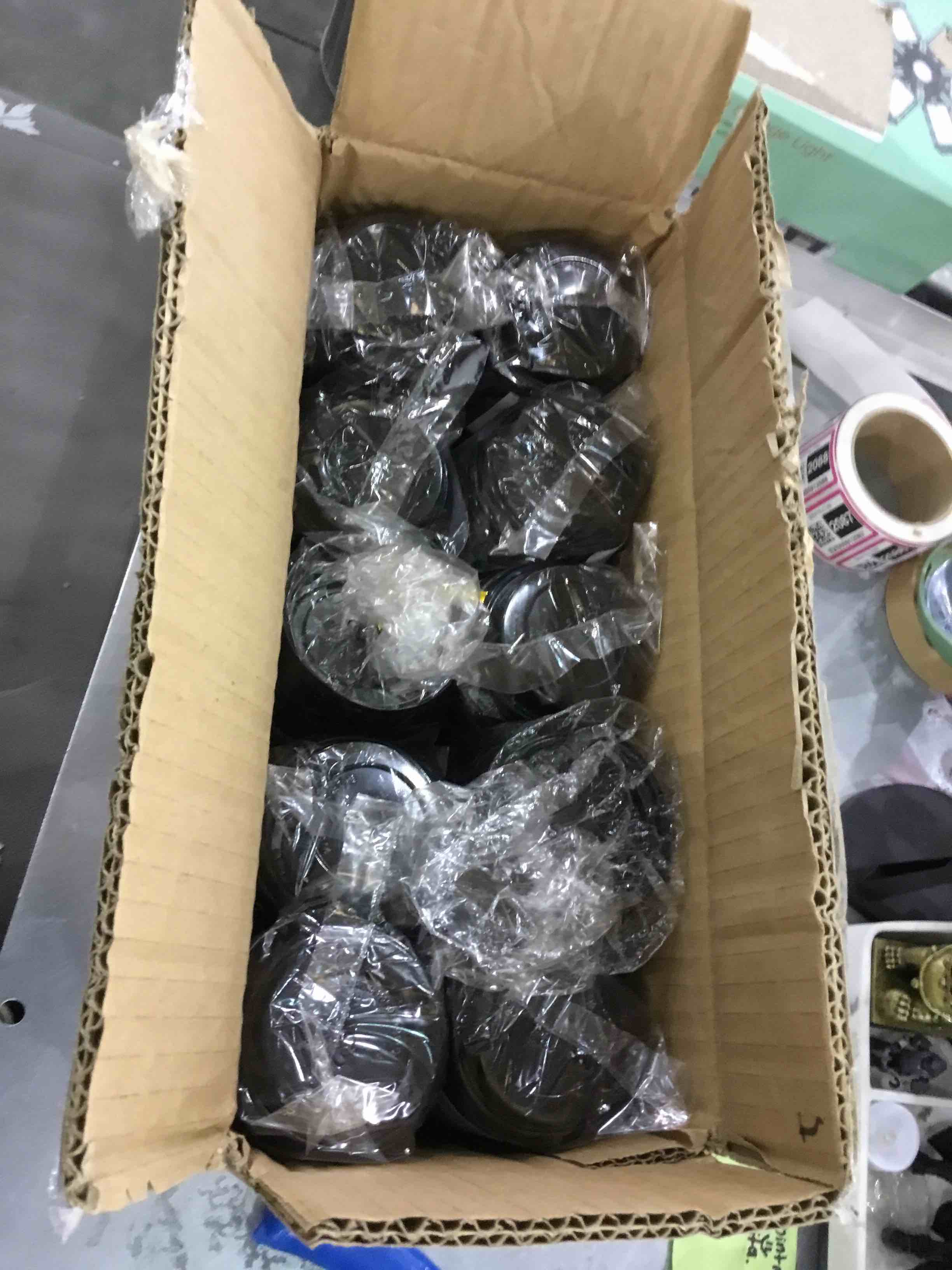 https://s3.amazonaws.com/lotting-images-prod/bidfta/EXS00912063_1702650547020.jpeg