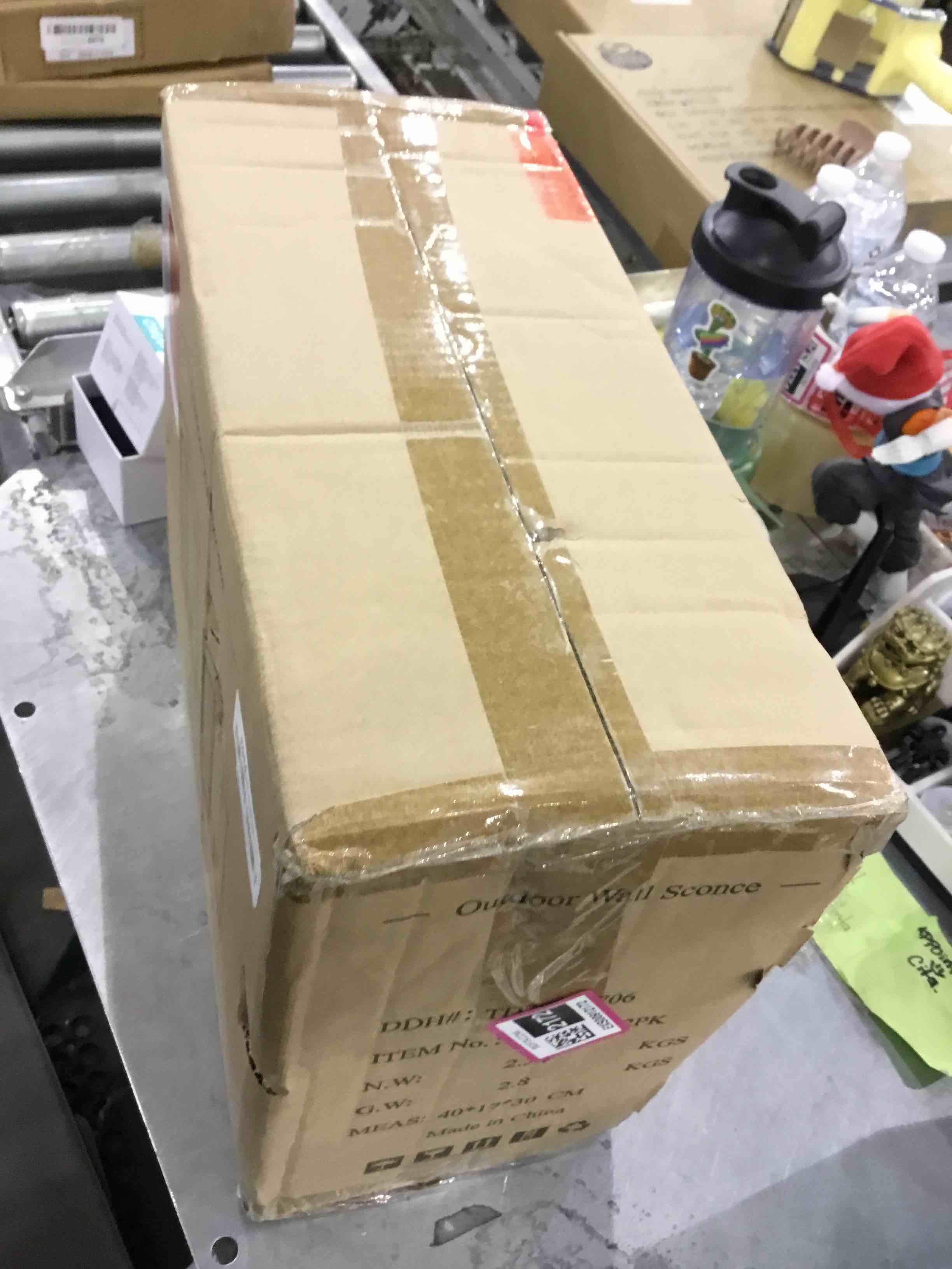 https://s3.amazonaws.com/lotting-images-prod/bidfta/EXS00912172_1702905805589.jpeg