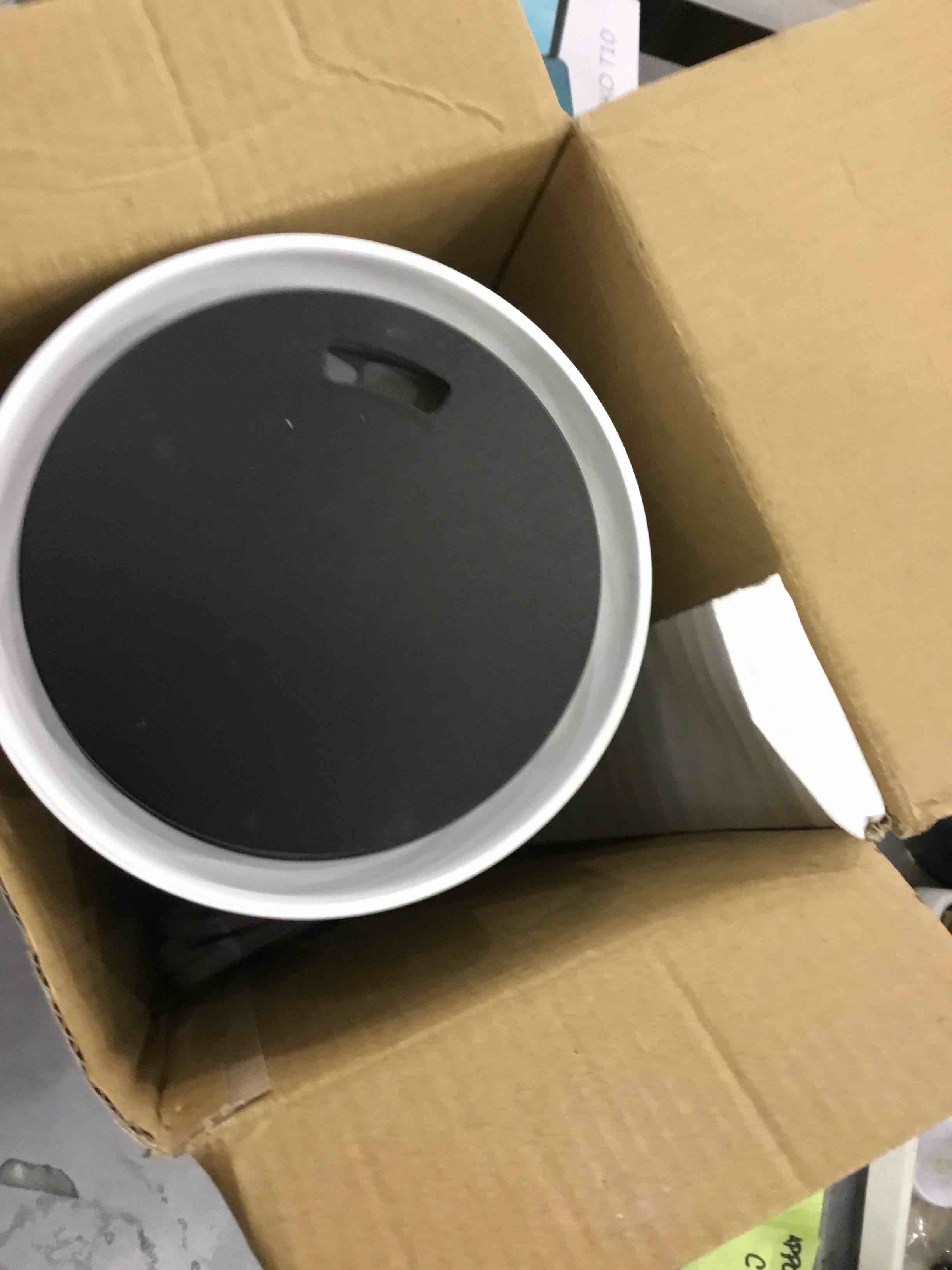 https://s3.amazonaws.com/lotting-images-prod/bidfta/EXS00912216_1702910450483.jpeg