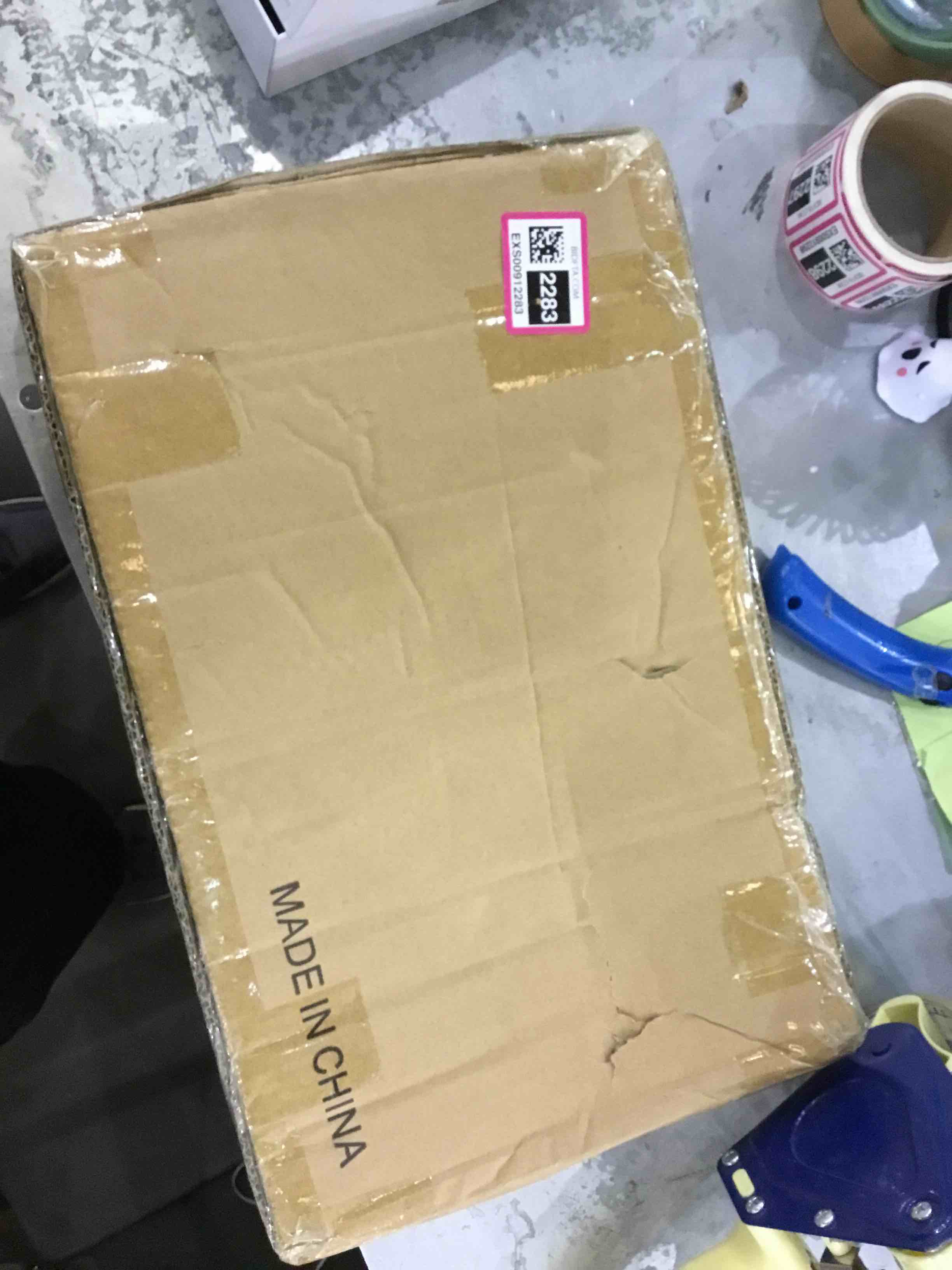 https://s3.amazonaws.com/lotting-images-prod/bidfta/EXS00912283_1702918457407.jpeg