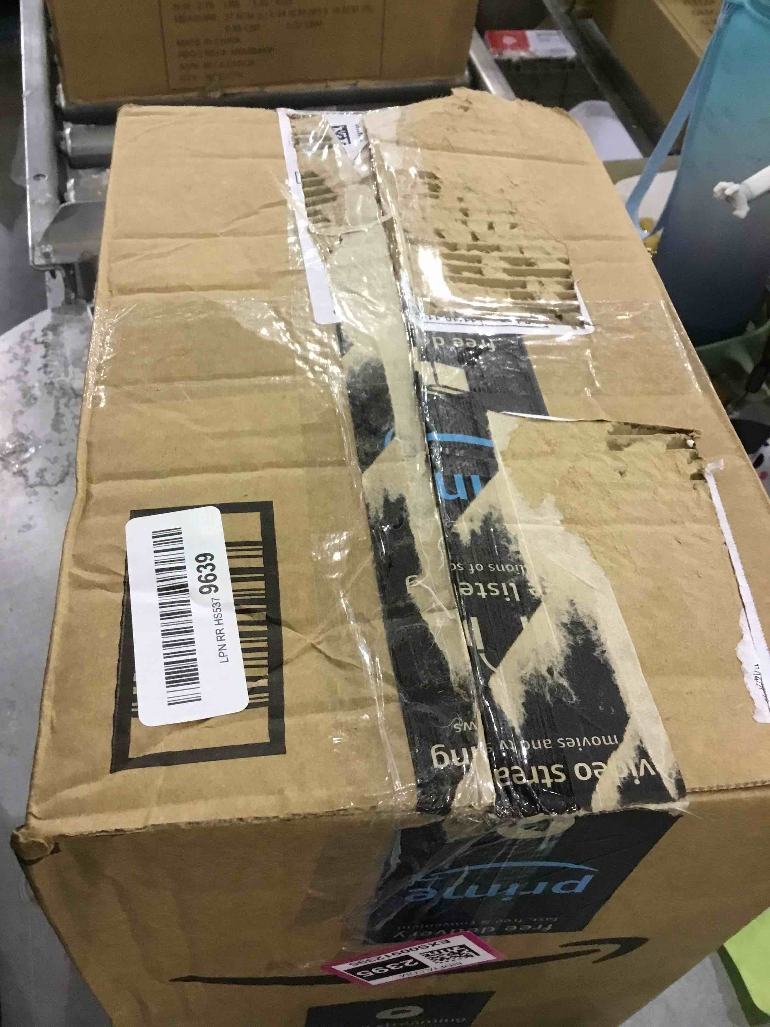 https://s3.amazonaws.com/lotting-images-prod/bidfta/EXS00912395_1702992749489.jpeg