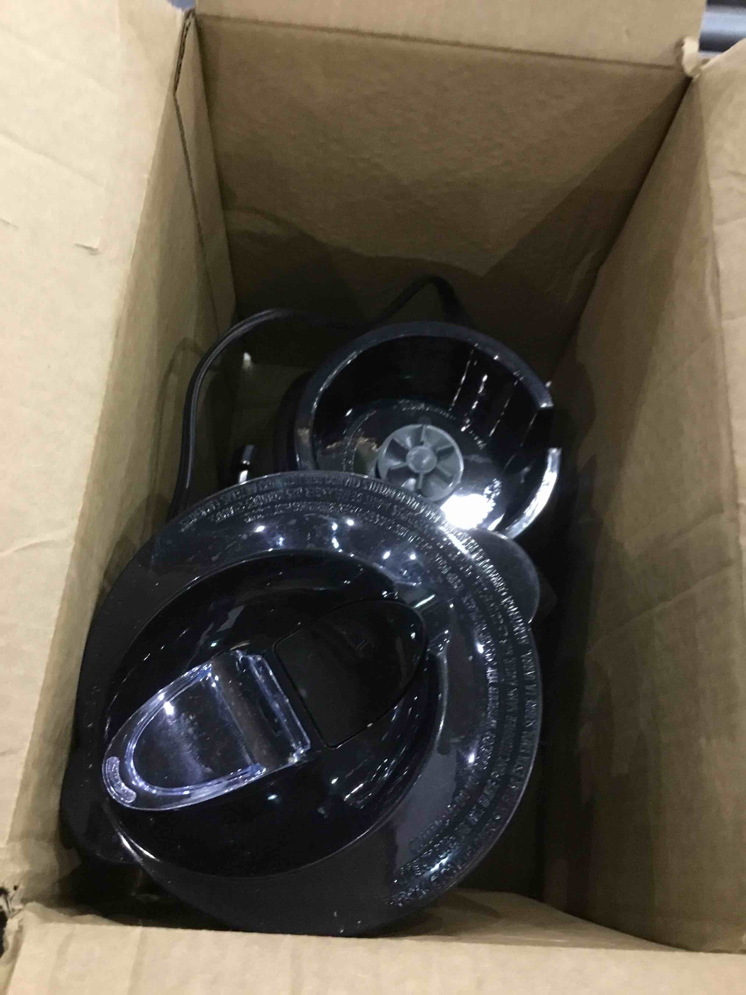 https://s3.amazonaws.com/lotting-images-prod/bidfta/EXS00912395_1702992772213.jpeg